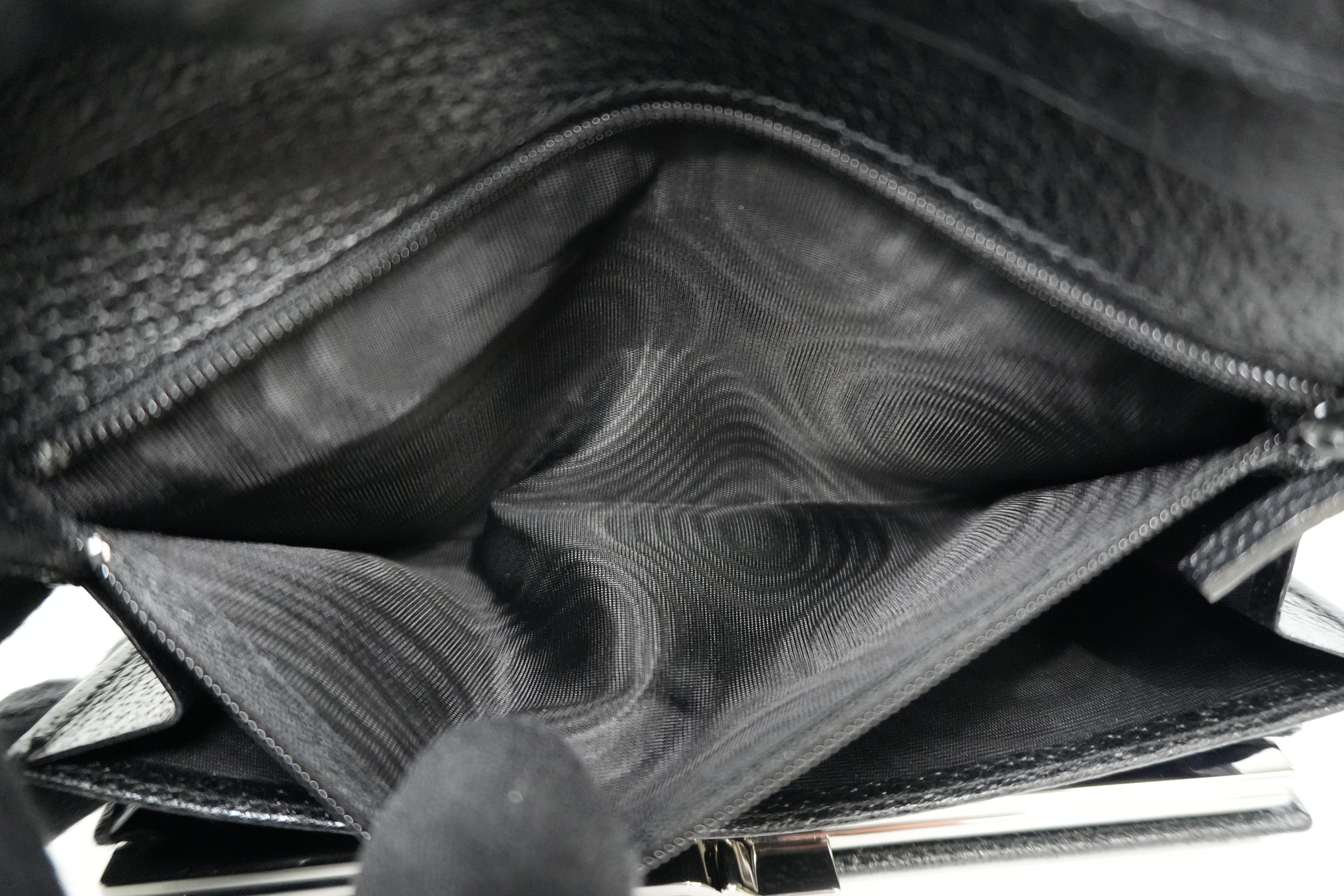 Pre-owned Gucci Canvas Long Wallet Black