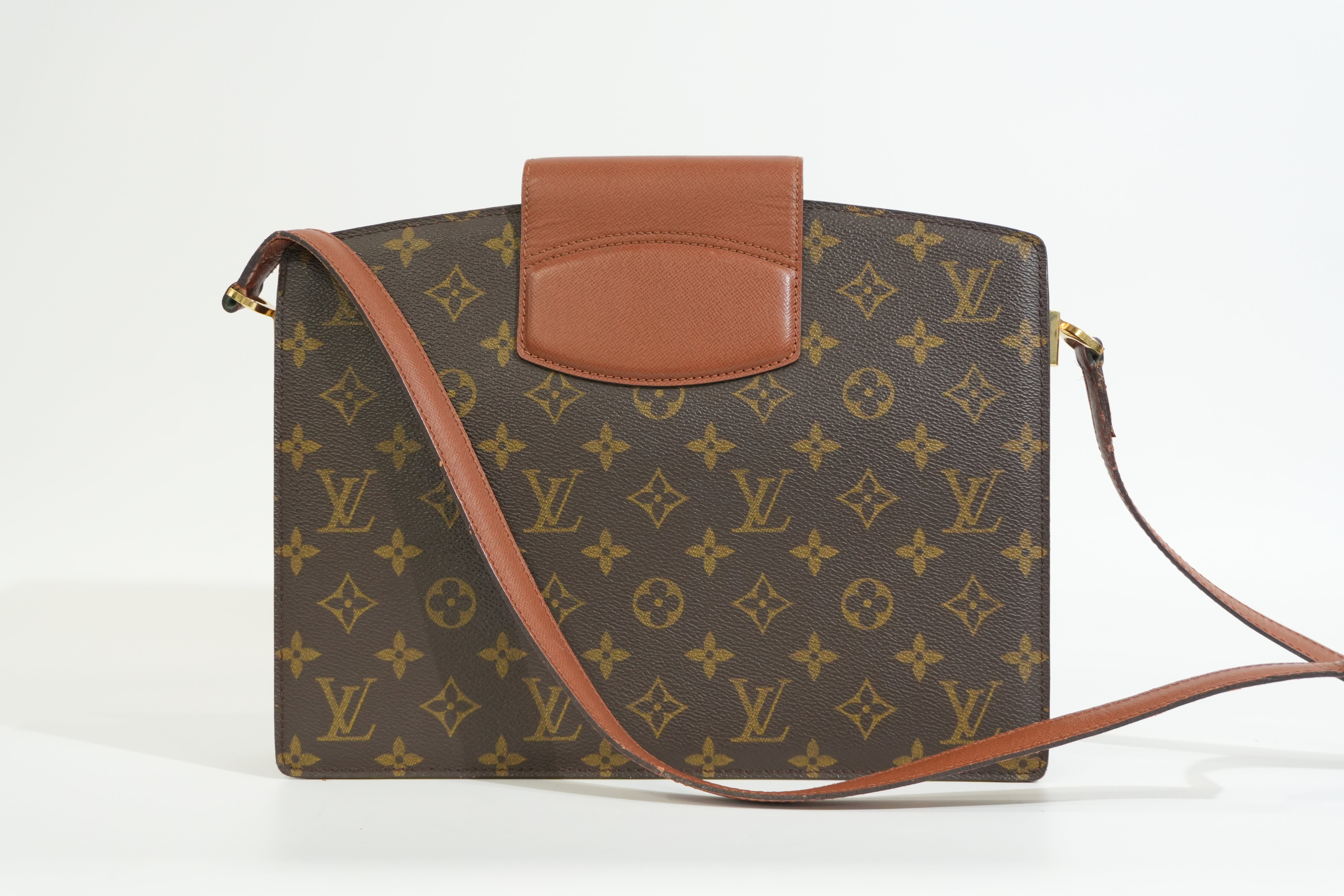 Pre-owned Louis Vuitton Monogram Courcelles Crossbody Bag