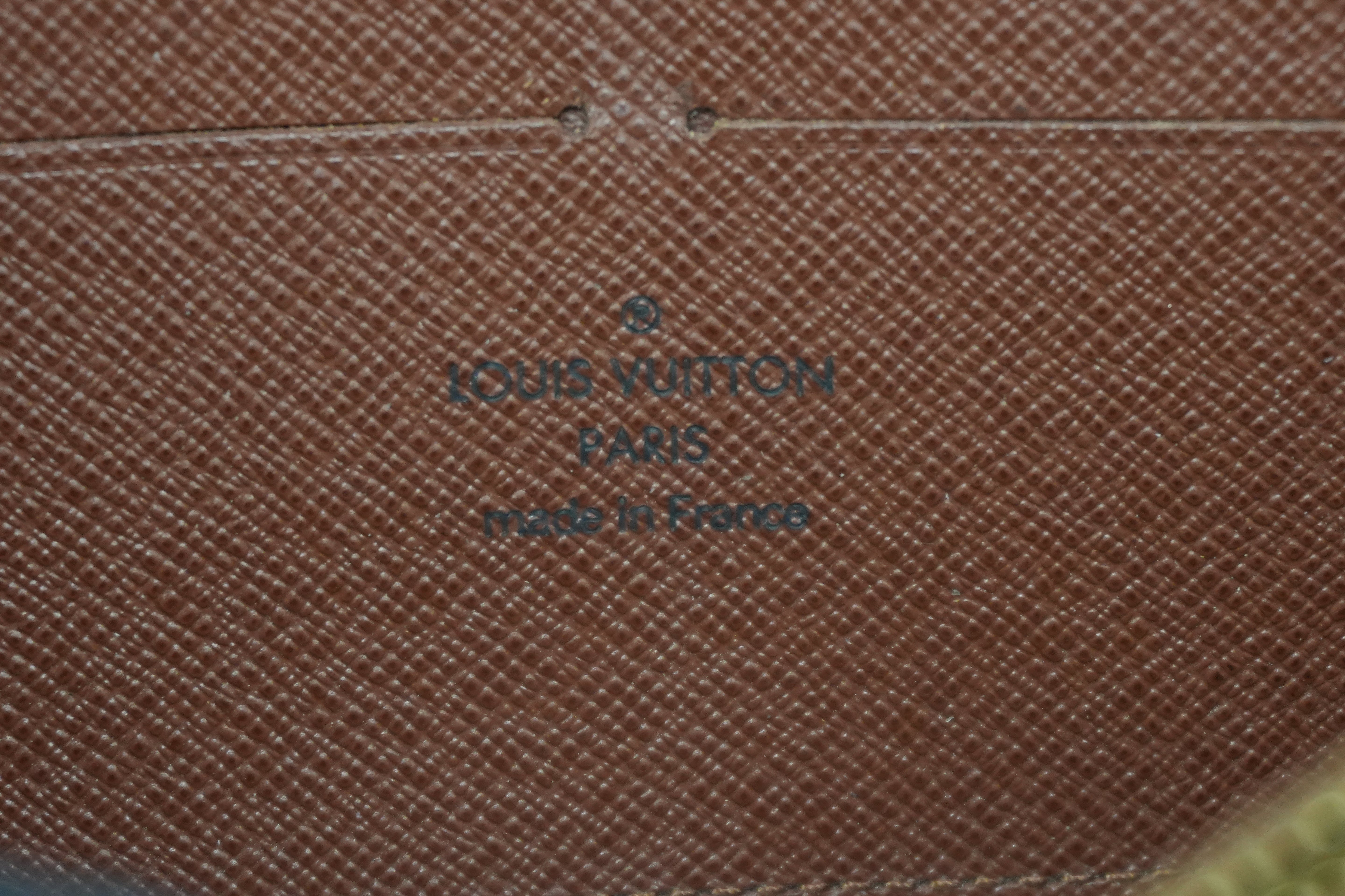 Pre-owned Louis Vuitton Monogram Zippy Wallet