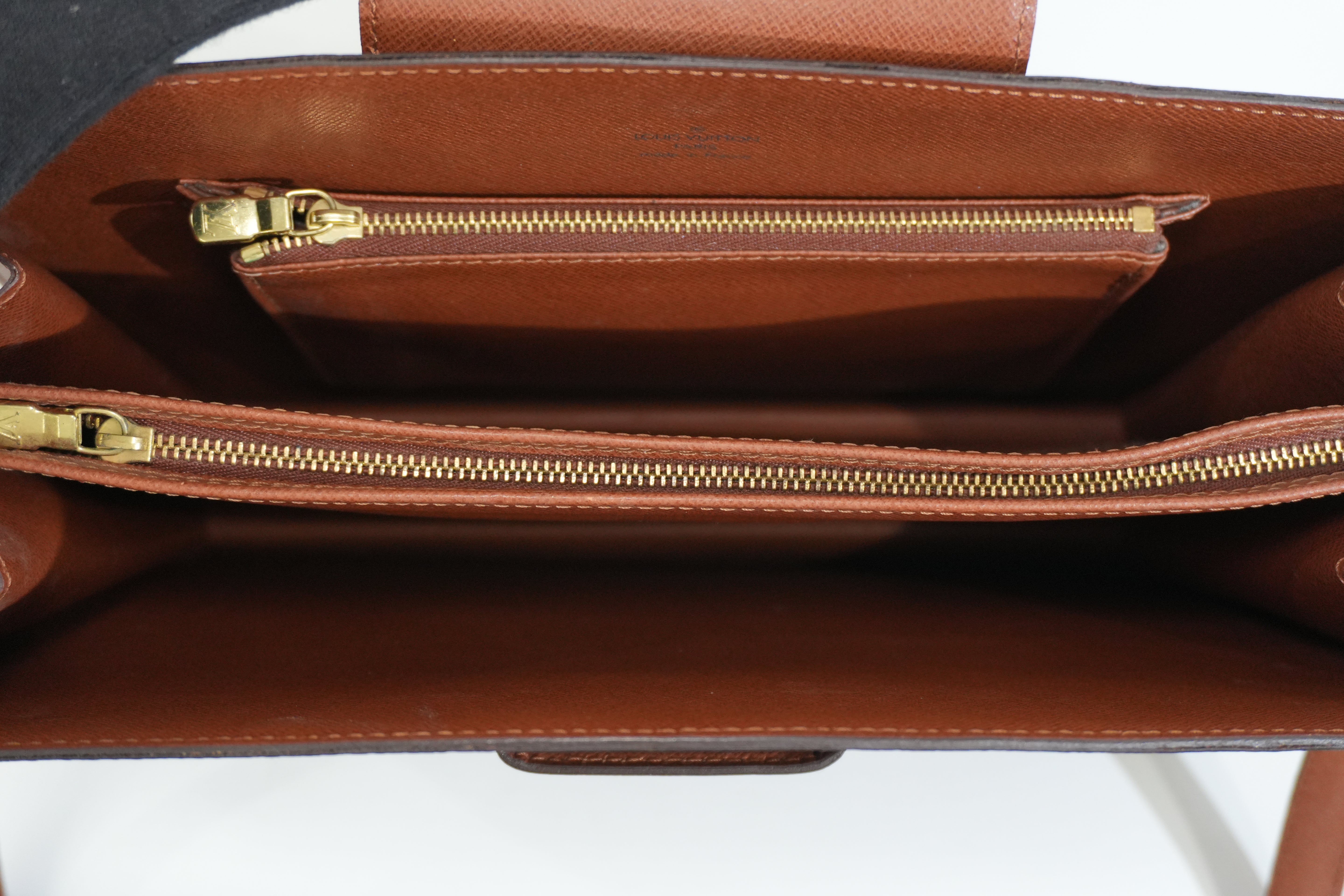 Pre-owned Louis Vuitton Monogram Courcelles Crossbody Bag