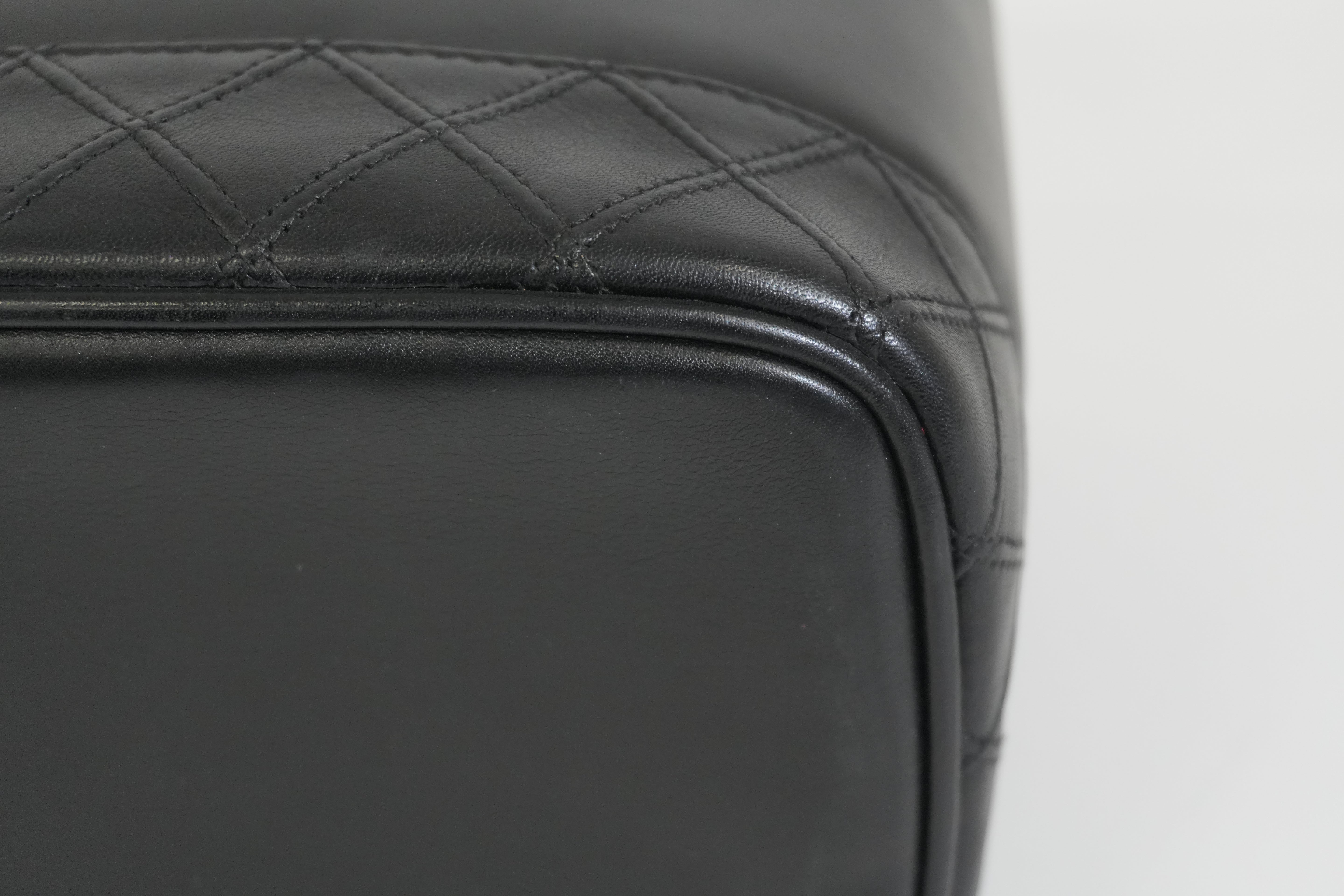 Pre-owned Chanel Lambskin Leather Vanity Case Black