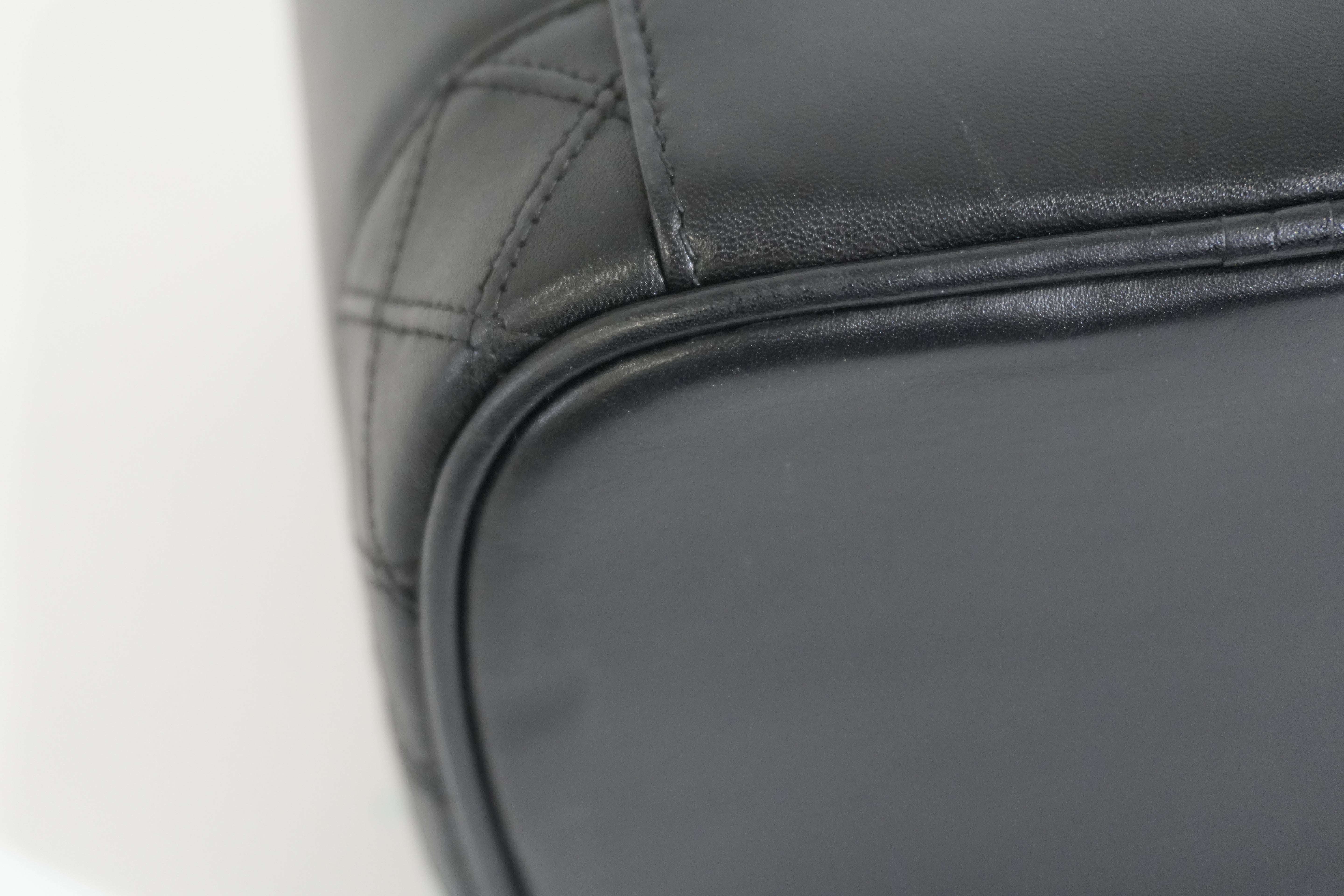 Pre-owned Chanel Lambskin Leather Vanity Case Black