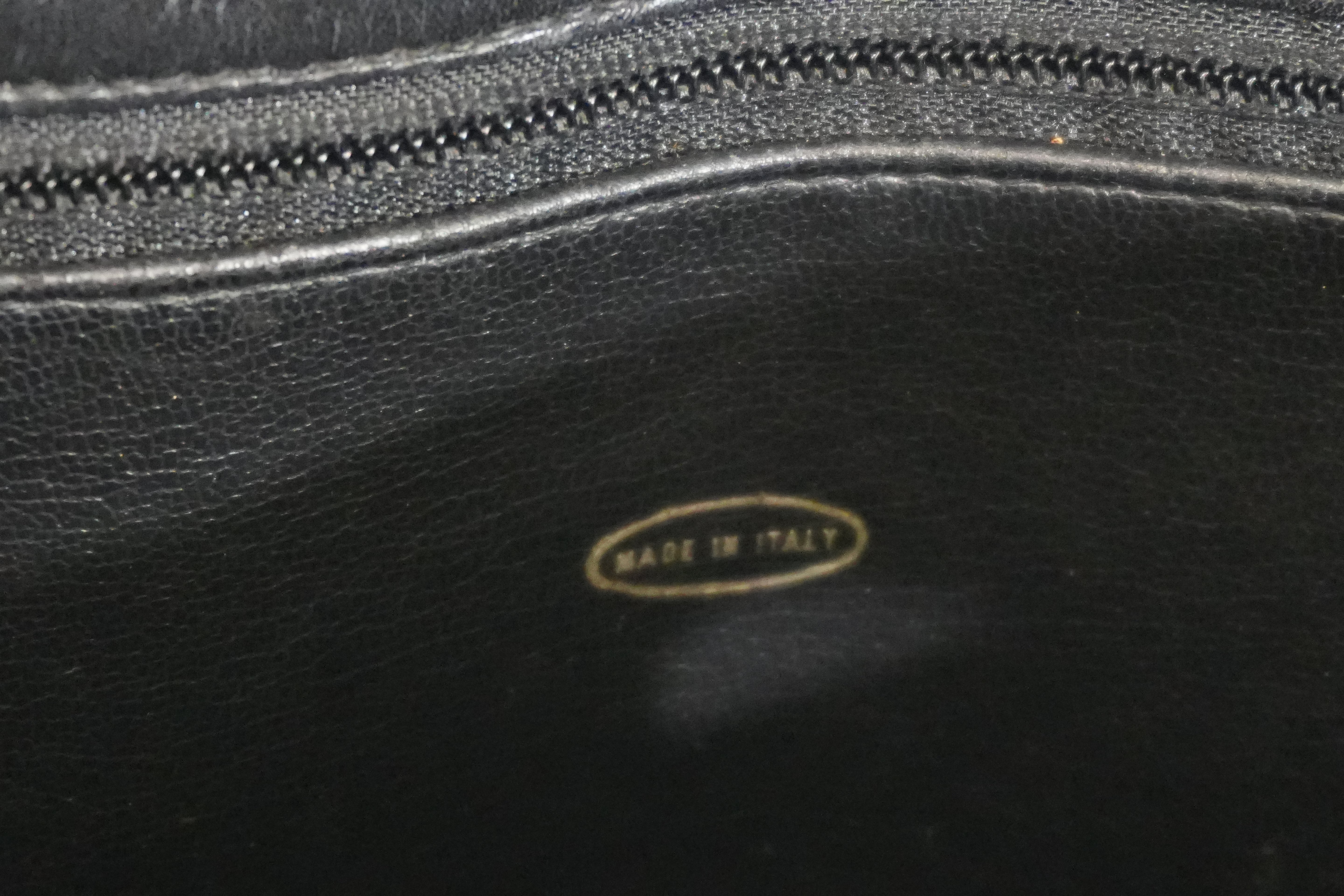 Pre-owned Chanel Chain Tote Bag Black