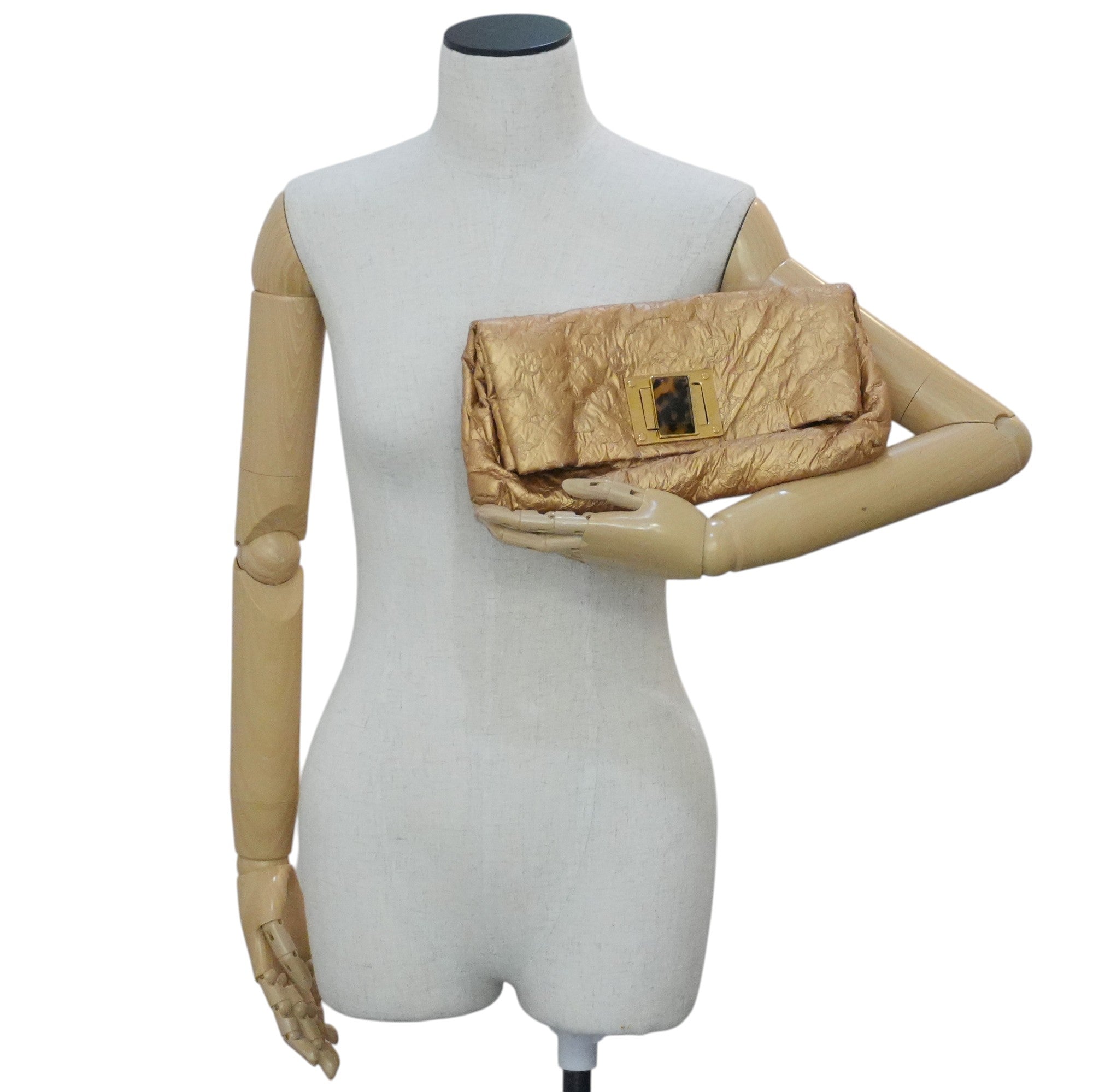 Pre-owned Louis Vuitton Monogram Limited Edition Altar Clutch Bag Gold