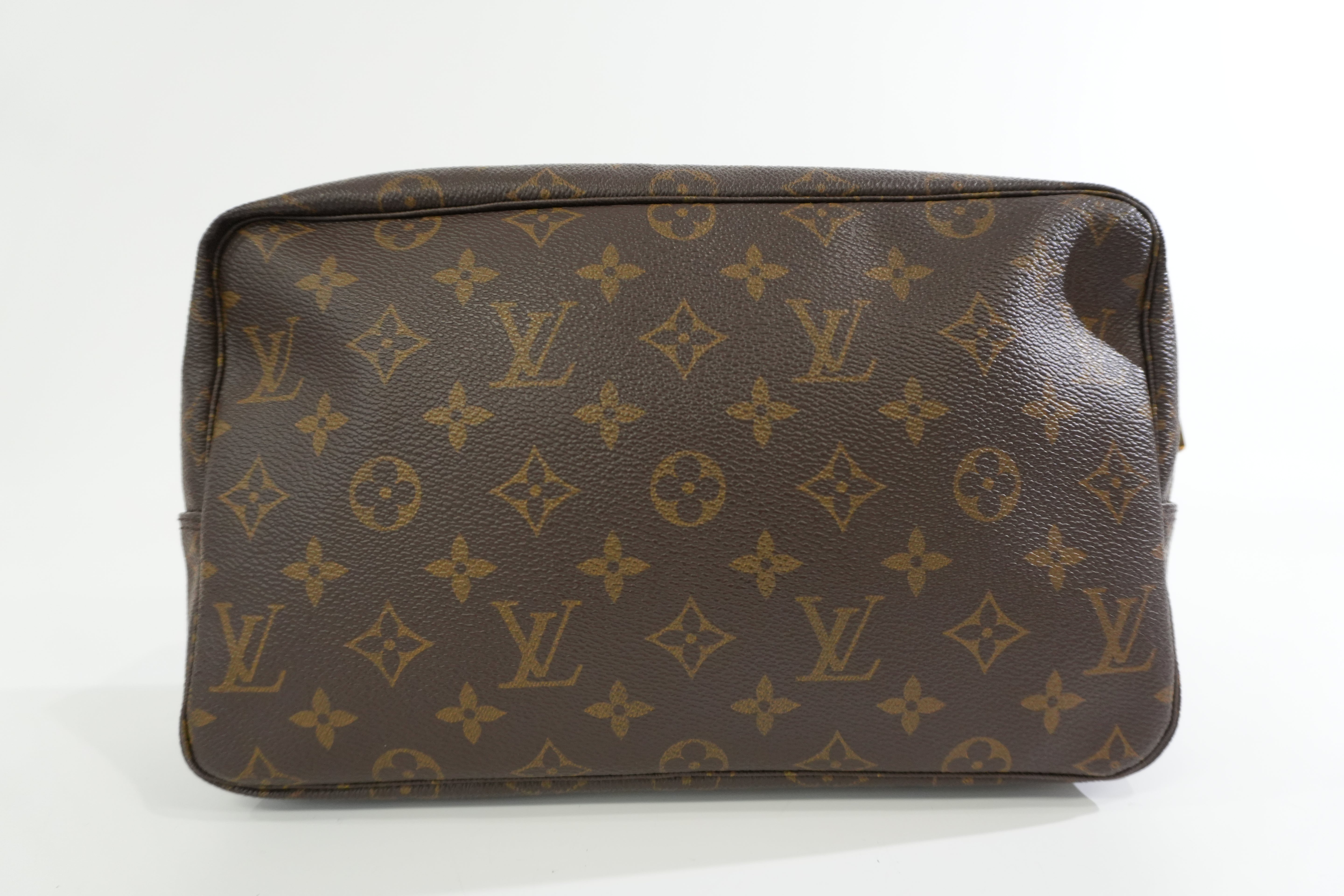 Louis Vuitton Monogram Trousse 28 Pouch Used