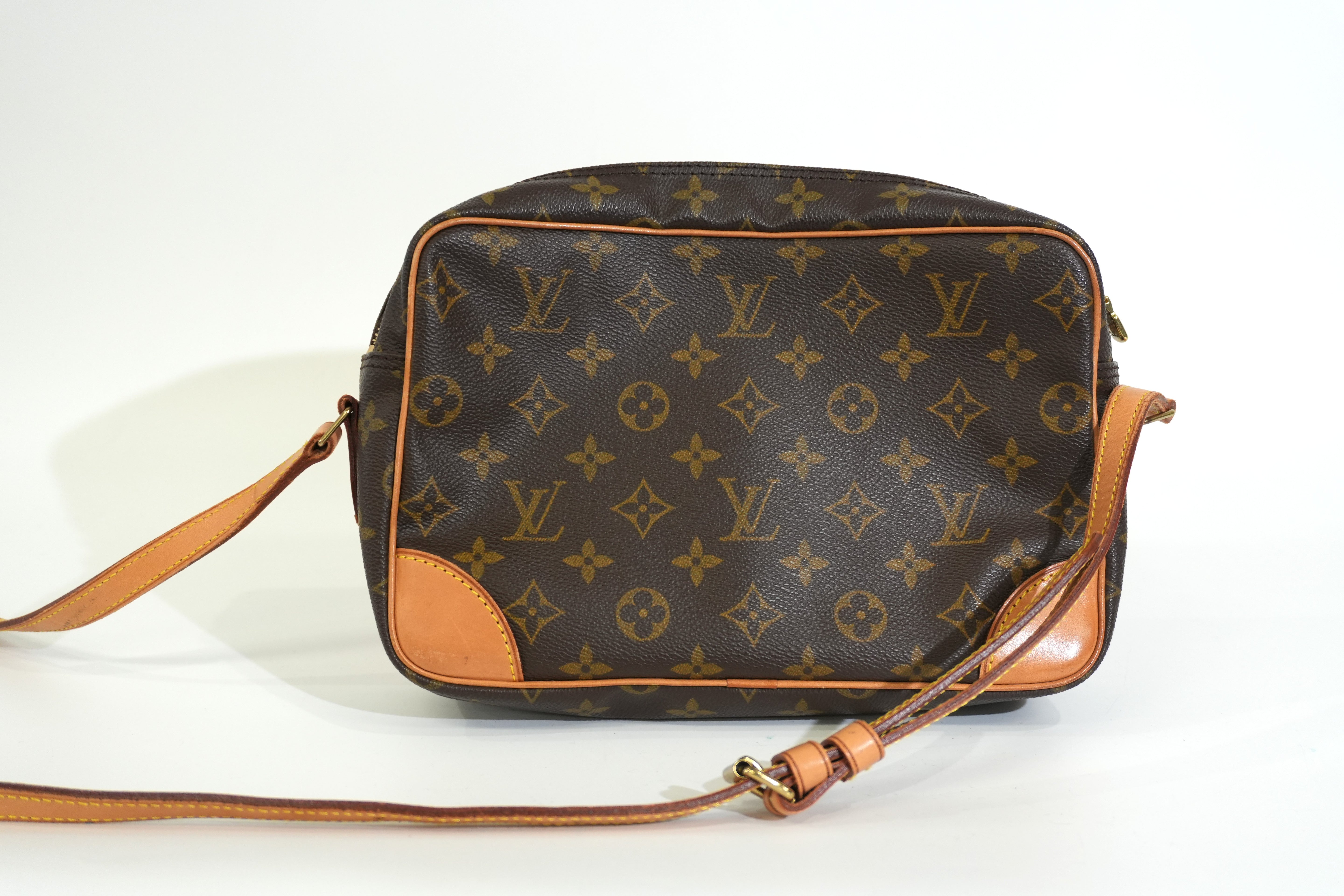 Pre-owned Louis Vuitton Monogram Trocadero Shoulder Bag