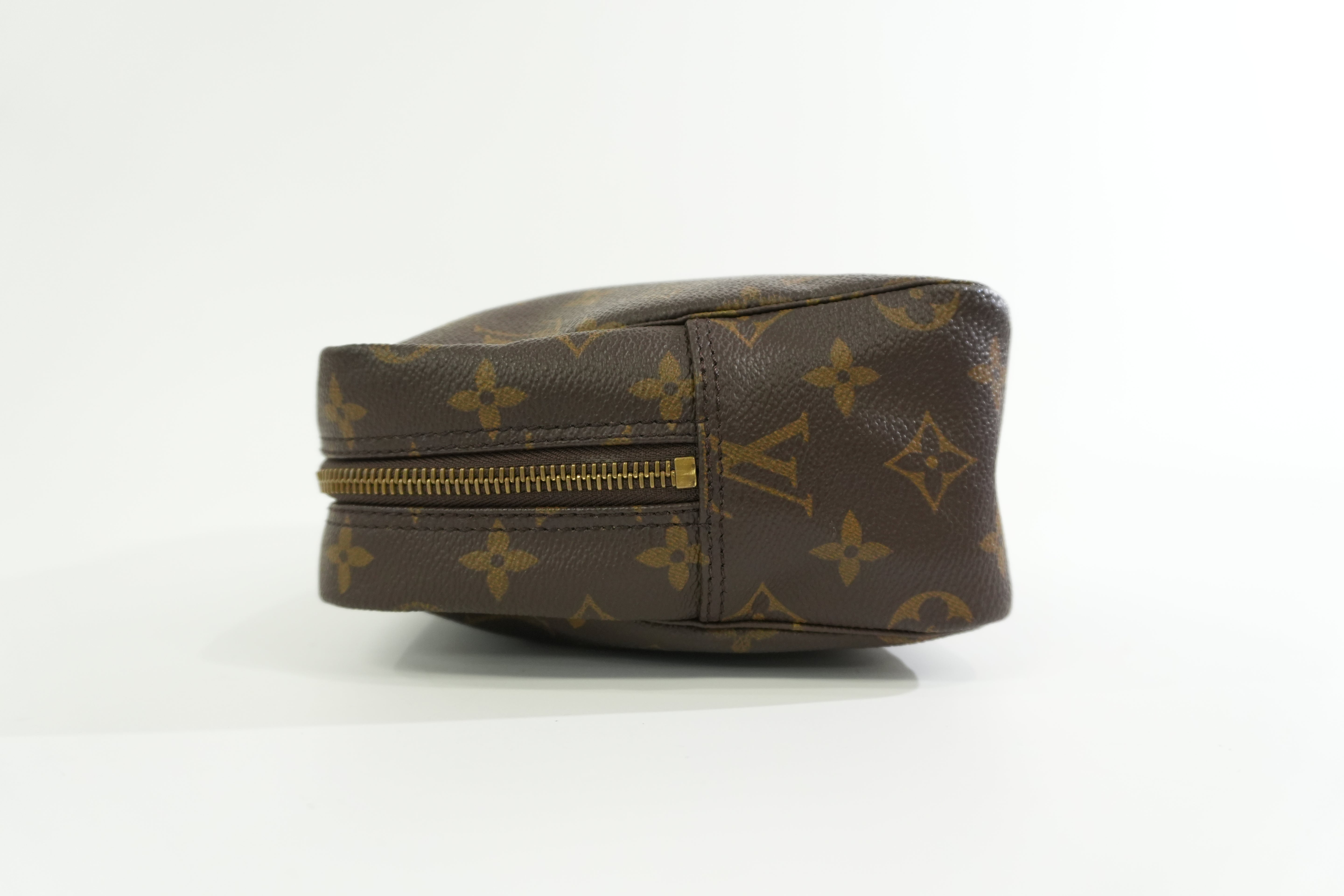 Louis Vuitton Monogram Trousse 28 Pouch Used