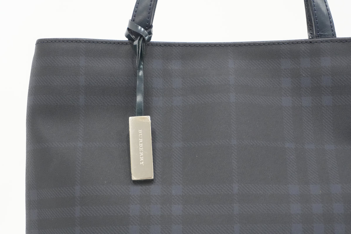 Pre-Owned Burberry Pvc Canvas Nova Check Handbag Navy Blue