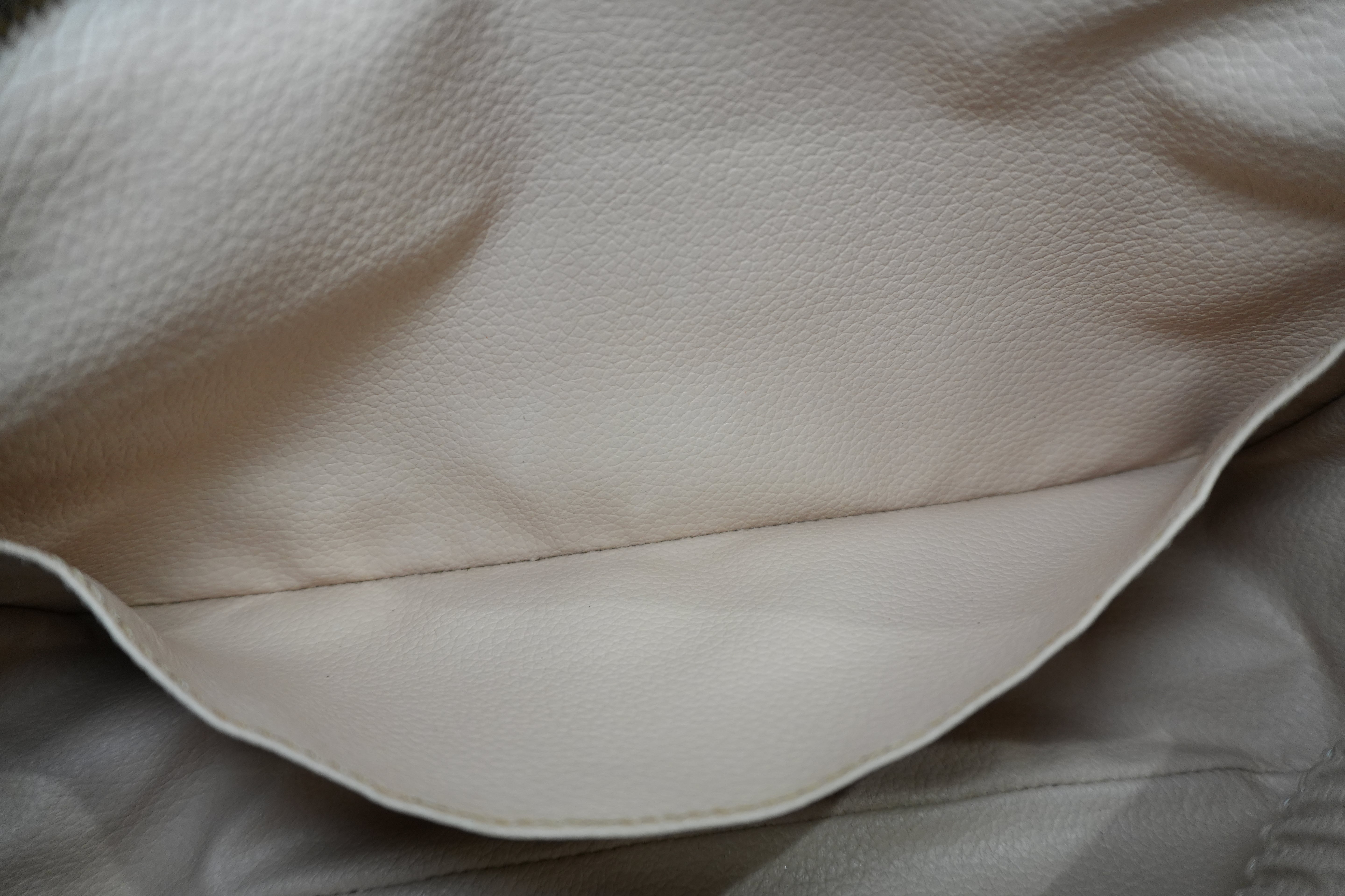 Louis Vuitton Monogram Trousse 28 Pouch Used