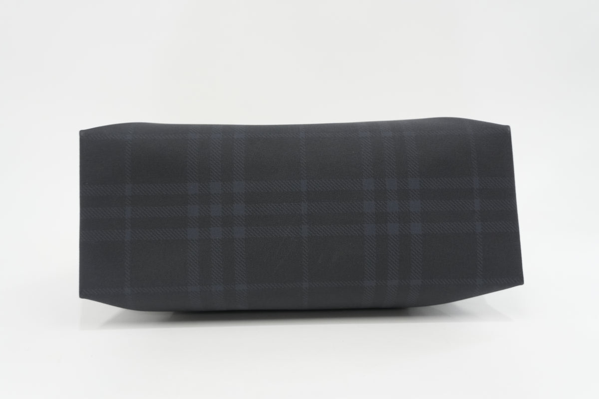 Pre-Owned Burberry Pvc Canvas Nova Check Handbag Navy Blue