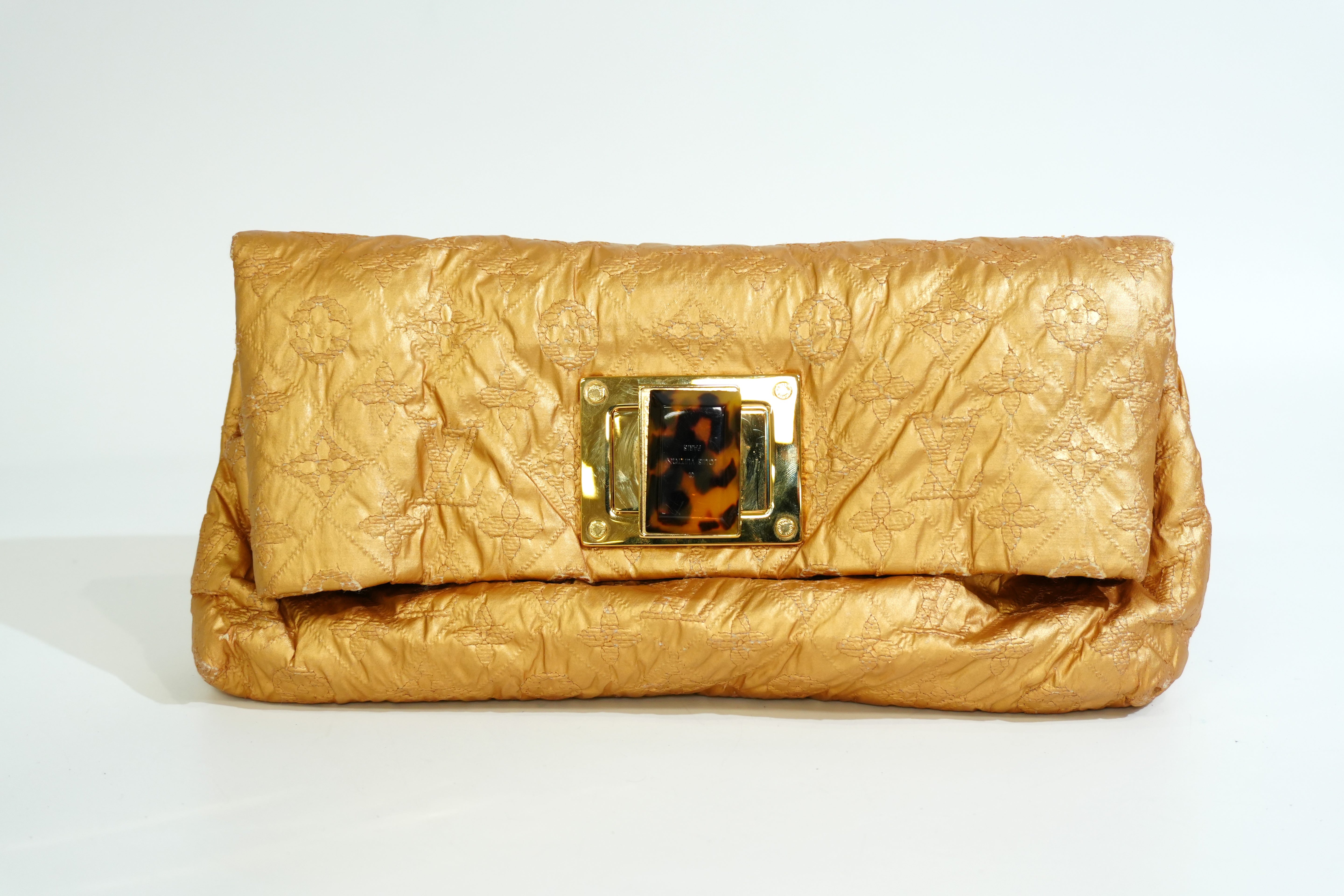 Pre-owned Louis Vuitton Monogram Limited Edition Altar Clutch Bag Gold