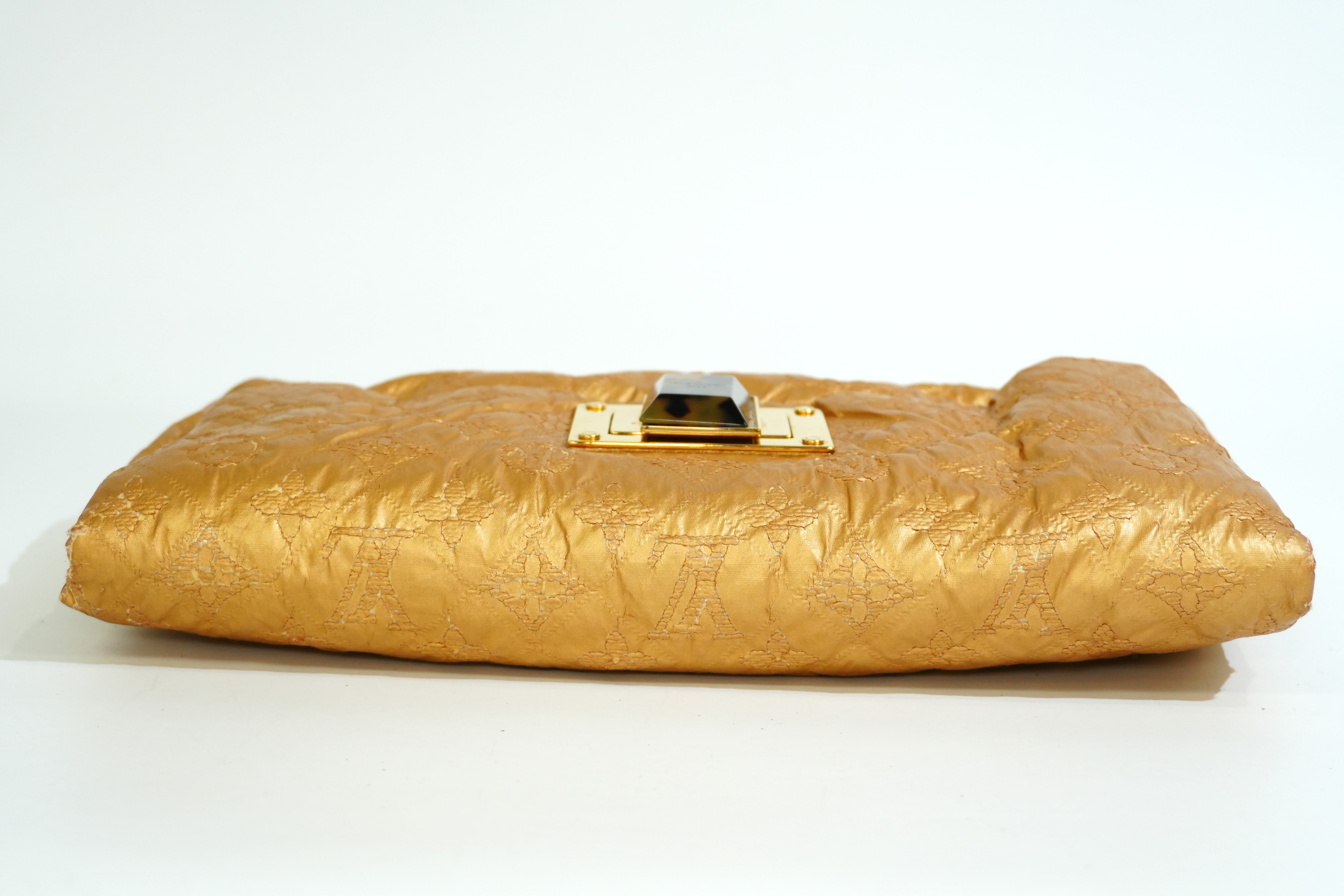 Pre-owned Louis Vuitton Monogram Limited Edition Altar Clutch Bag Gold