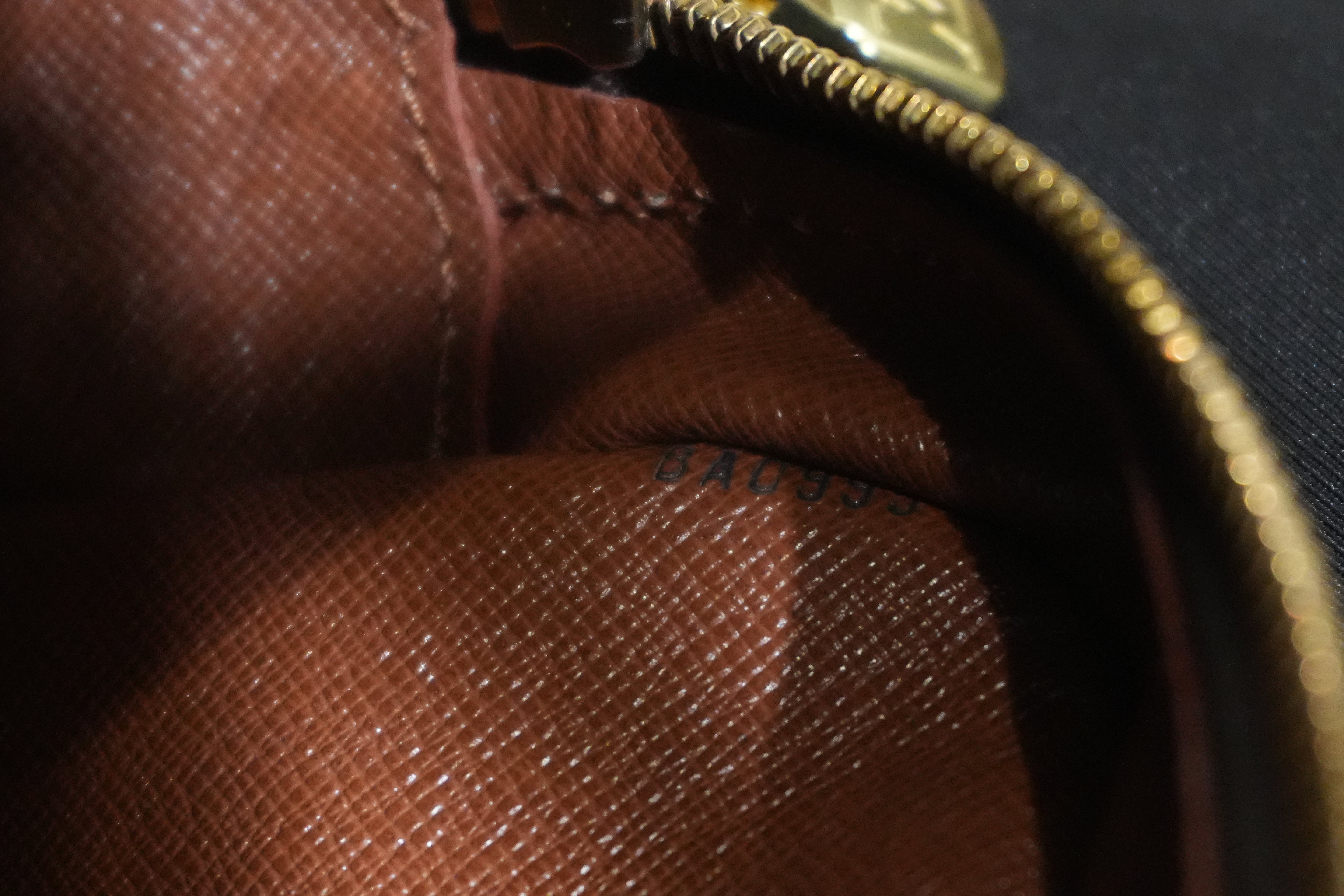 Pre-owned Louis Vuitton Monogram Trocadero Shoulder Bag