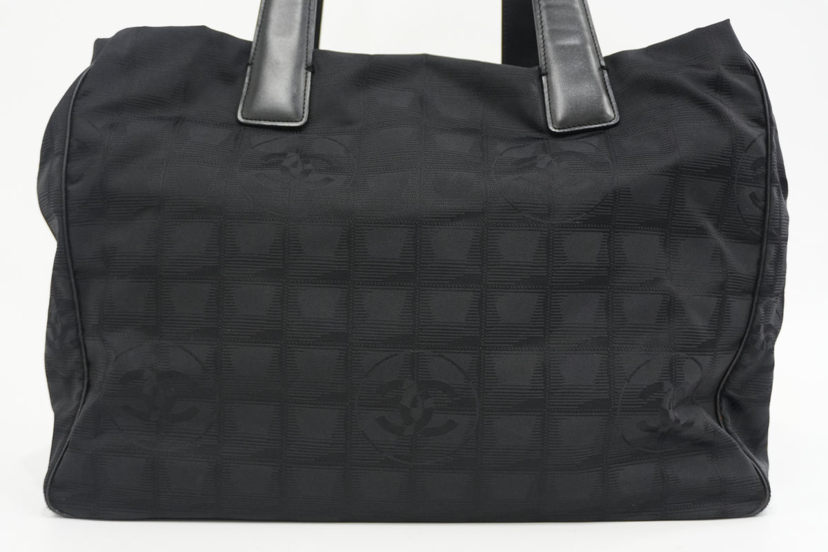 Pre-Owned Chanel New Travel Line Tote Bag Black