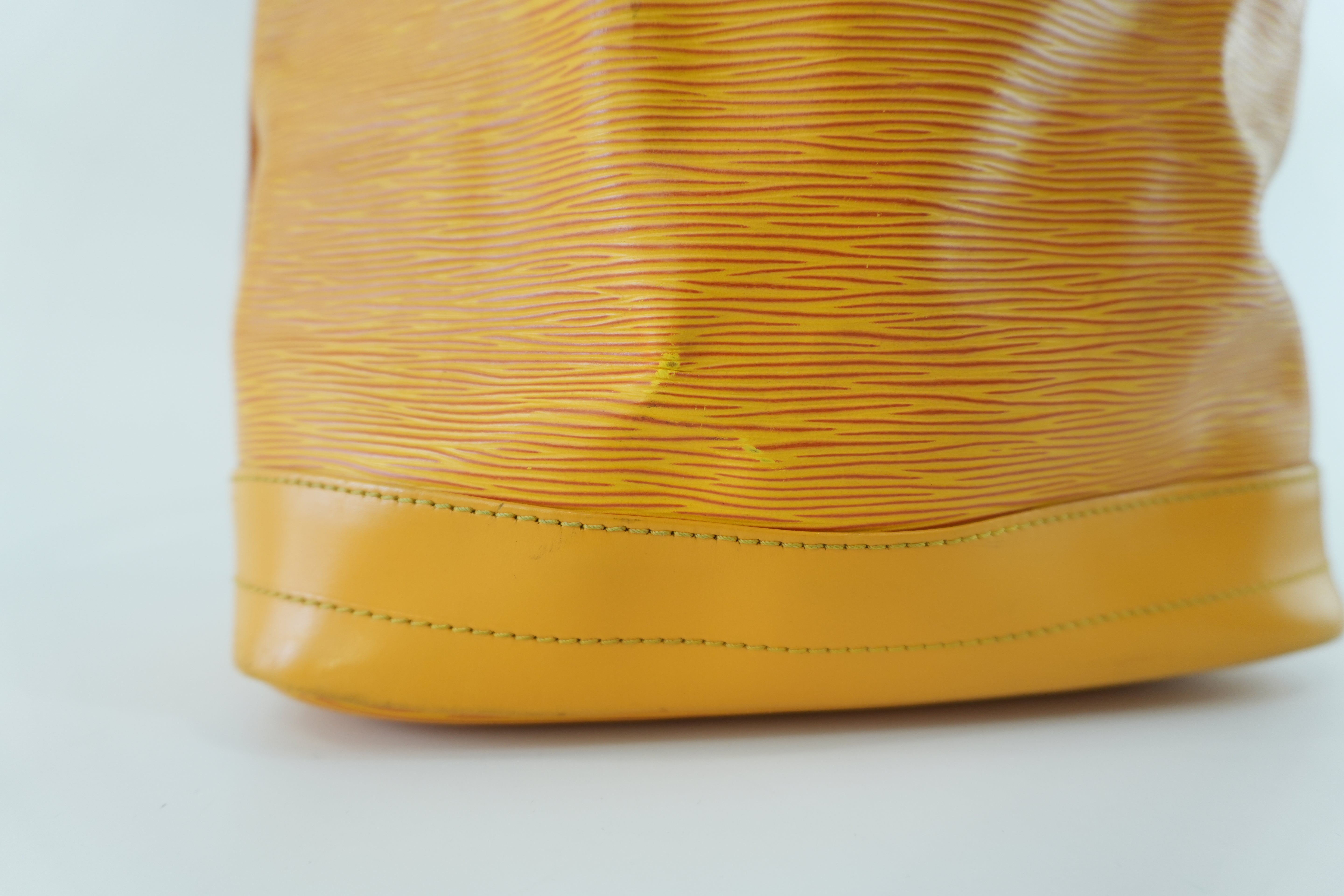 Louis Vuitton Noe GM Shoulder Bag Yellow Used