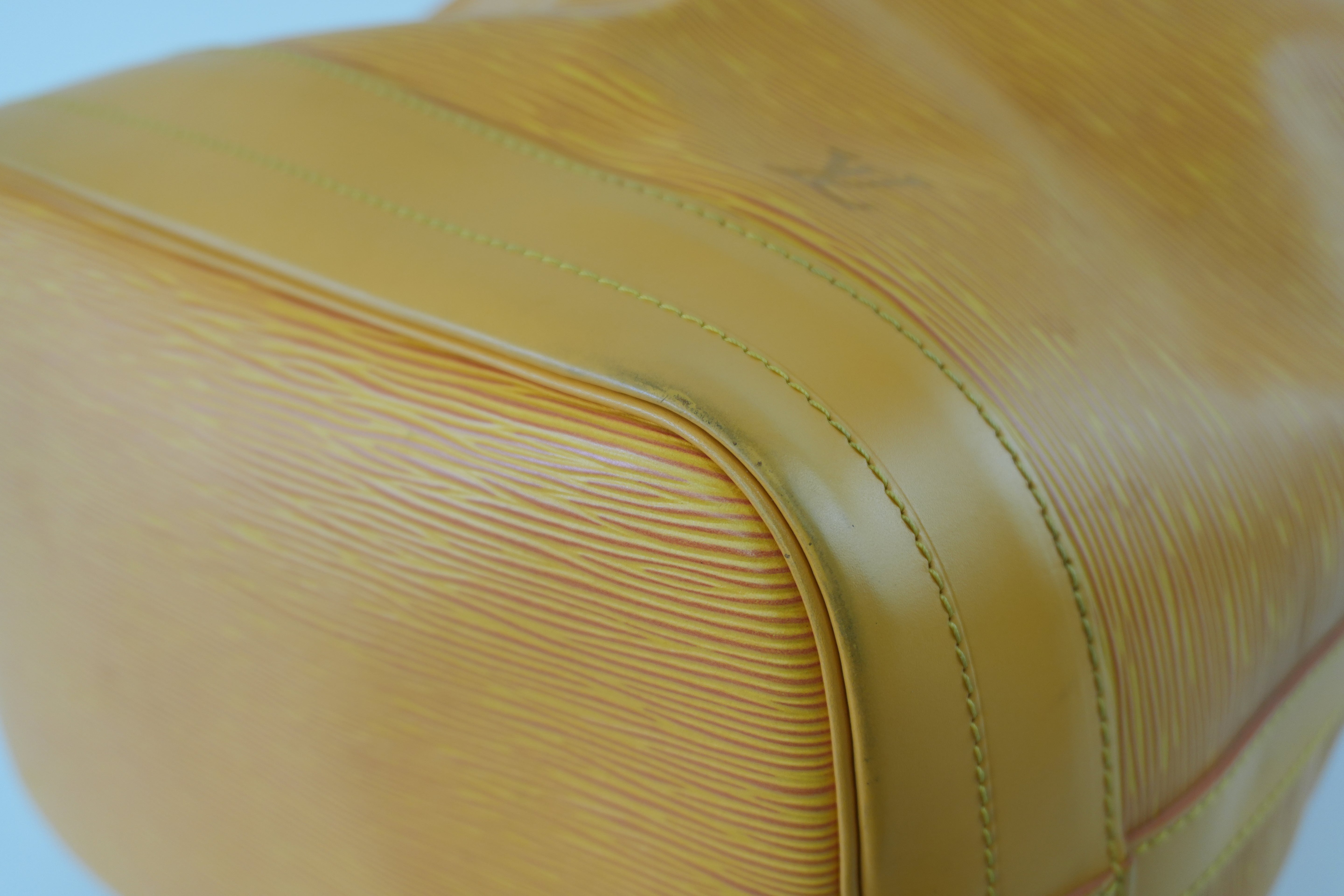 Louis Vuitton Noe GM Shoulder Bag Yellow Used