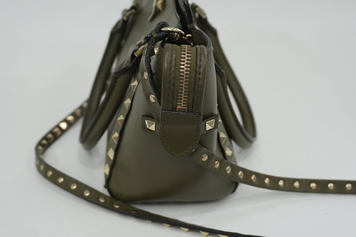 Pre-Owned Valentino Two Way Garavani Rock stud Shoulder Bag Green