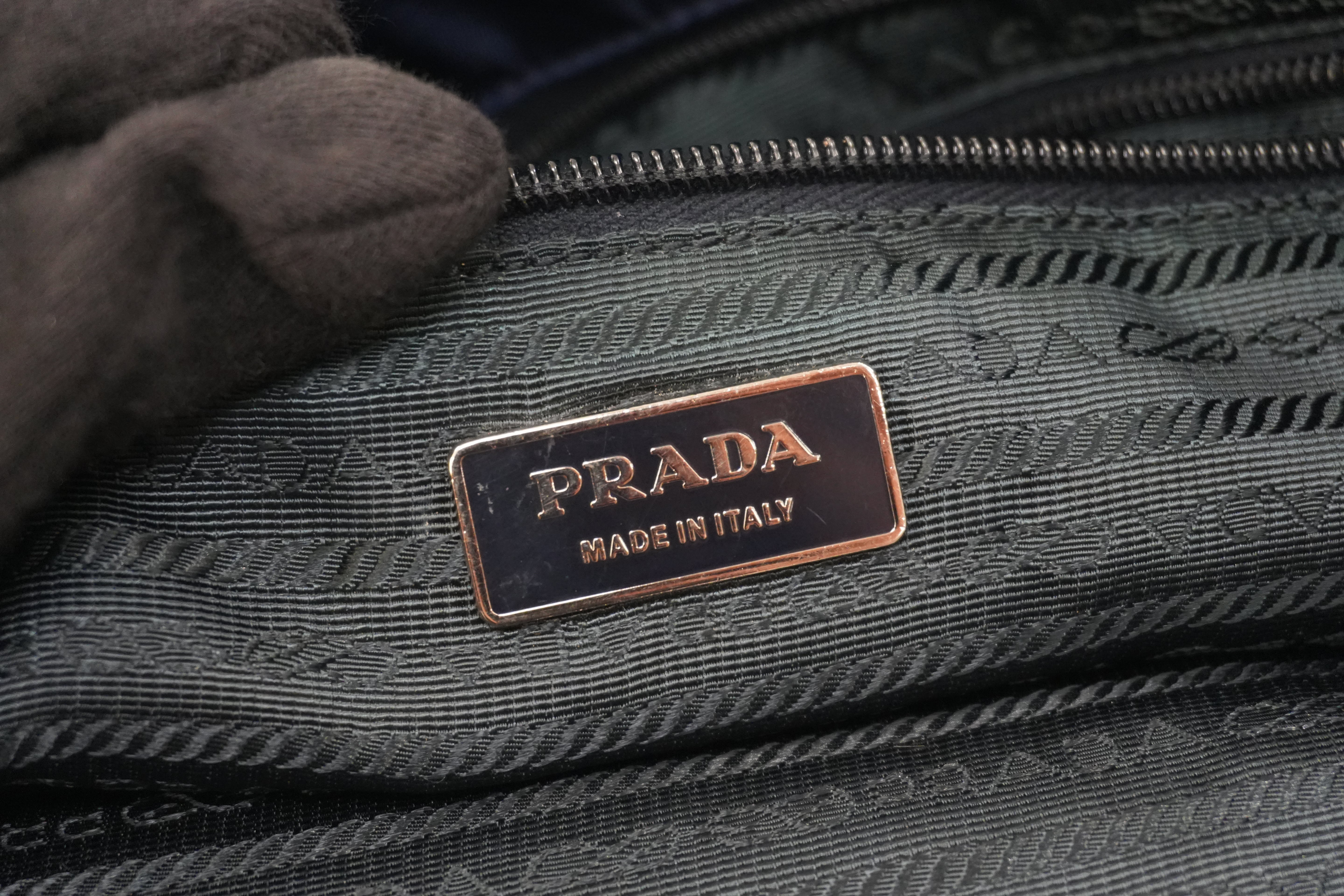 Pre-owned Prada Nylon Tote Bag Navy Blue