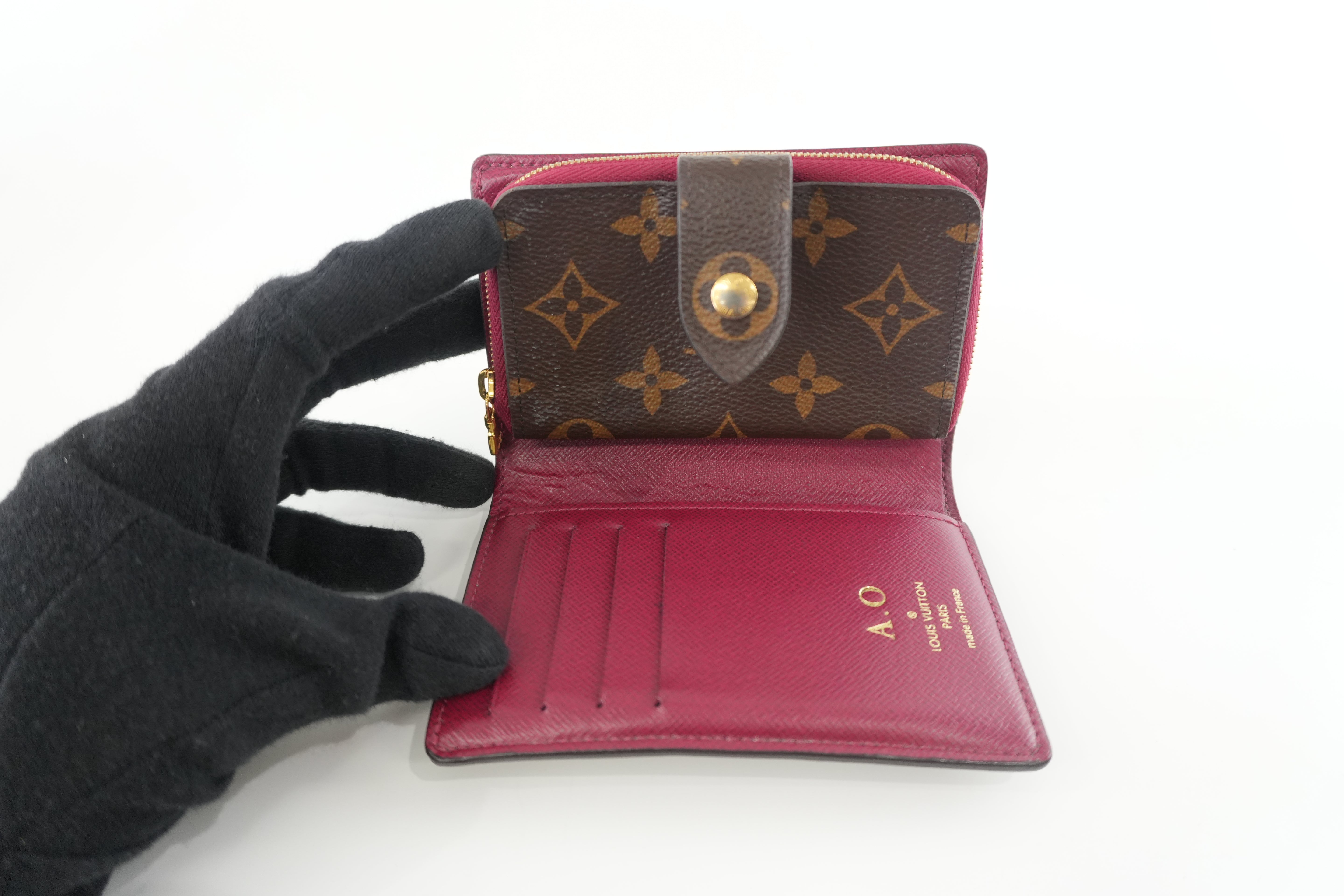 Louis Vuitton Monogram Juliet Wallet Used