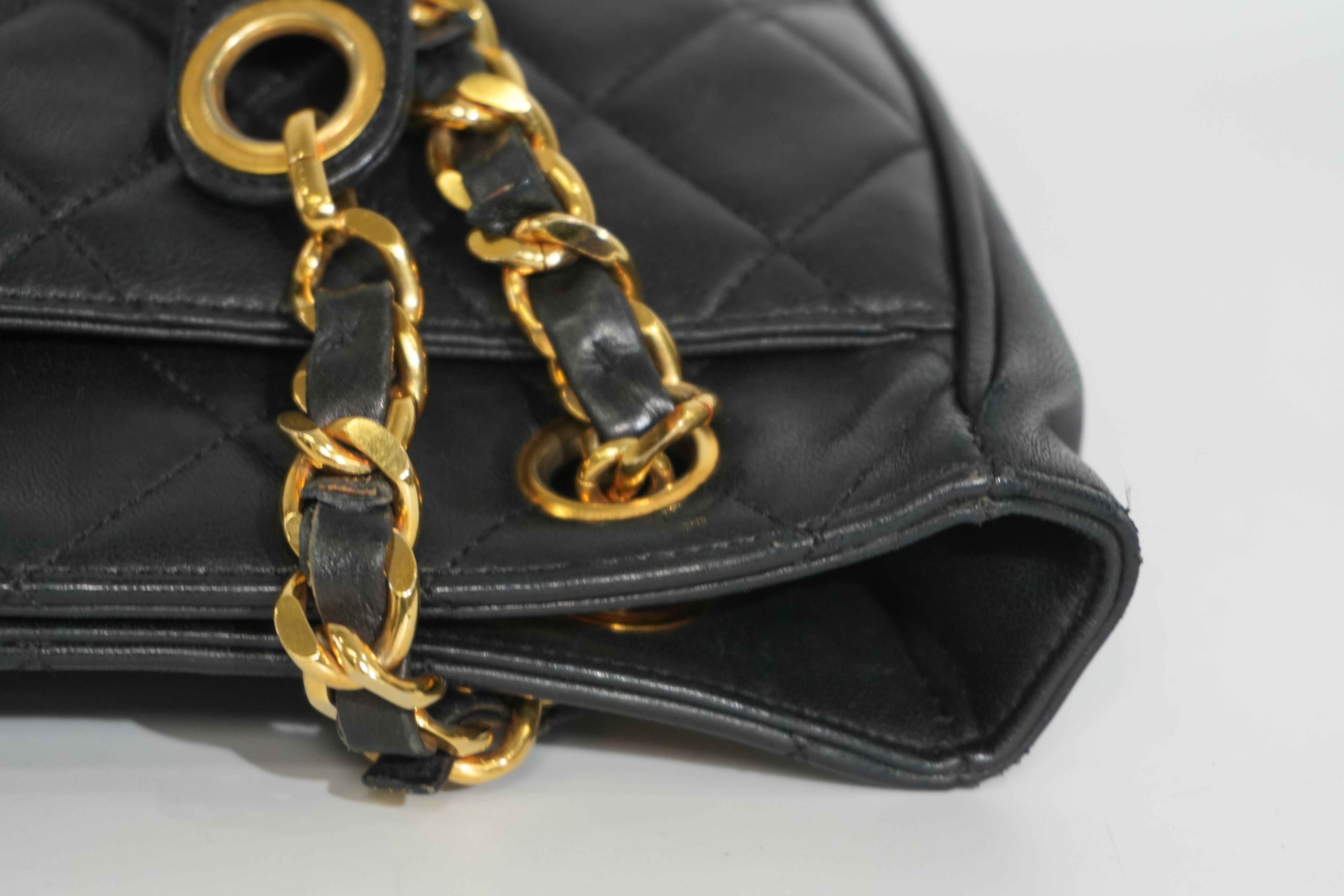 Pre-owned Chanel Lambskin Leather Shoulder Bag Black