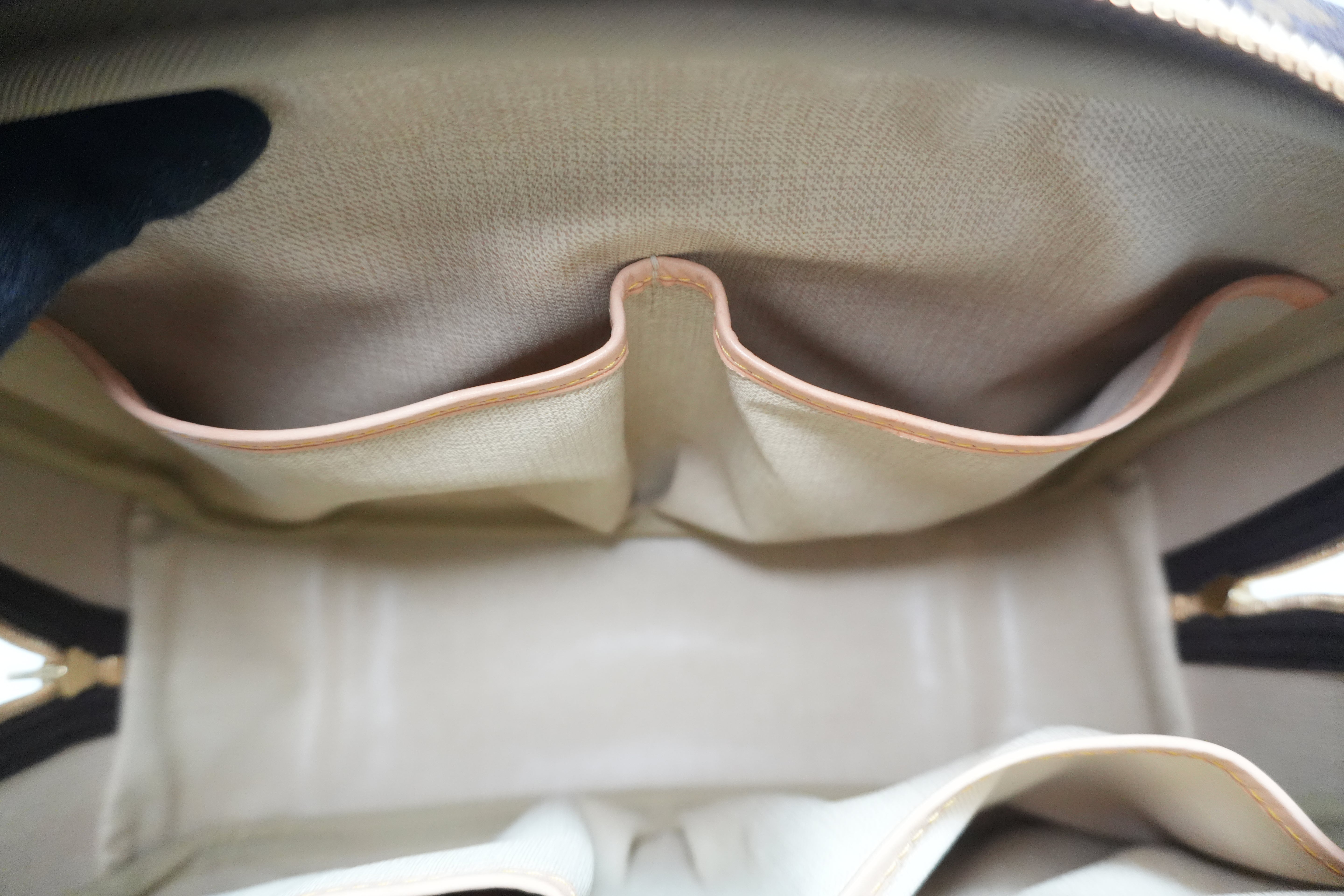 Pre-Owned Gucci GucciSima Belt Bag Brown