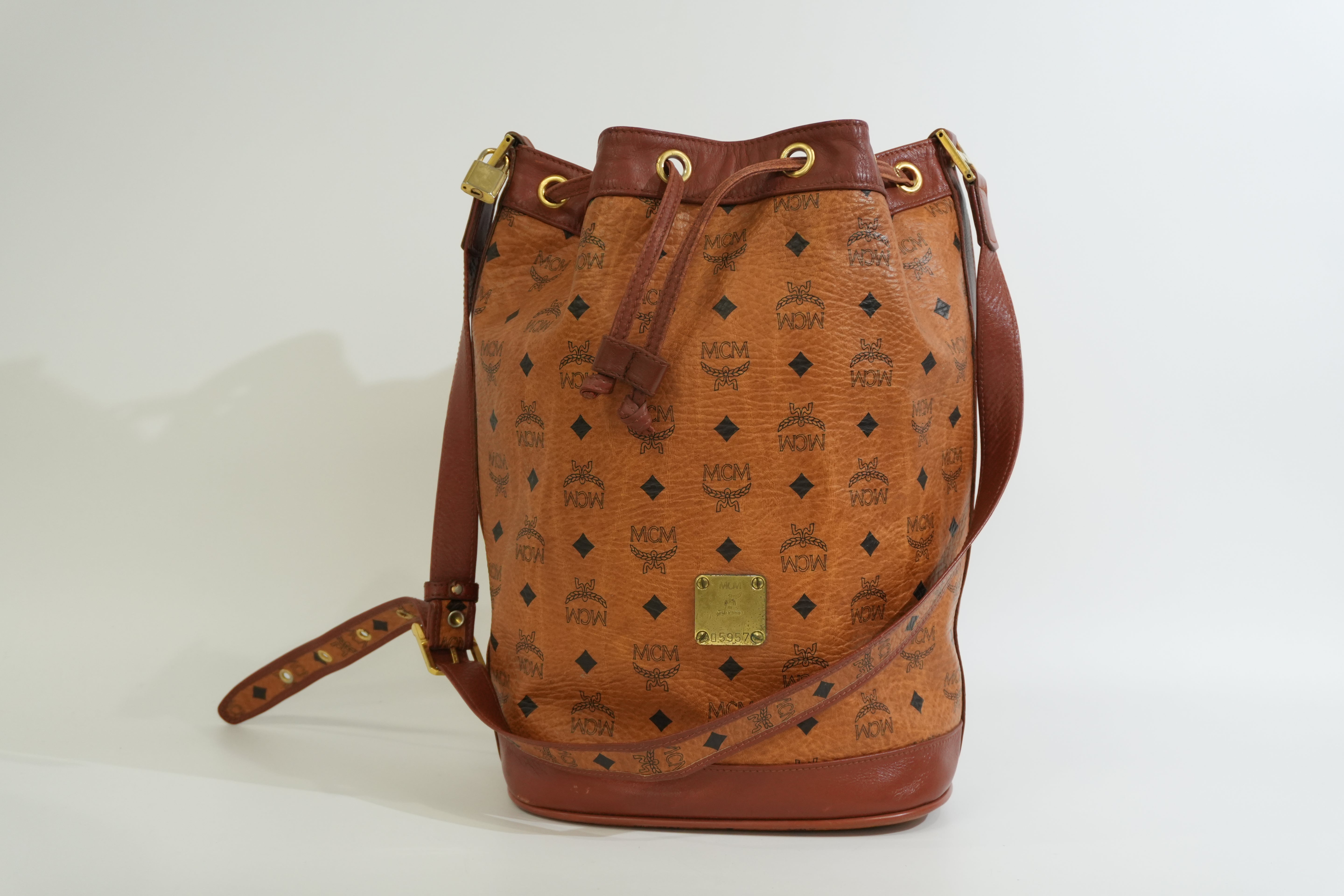 Pre-owned MCM Bucket Shoulder Bag Cognac