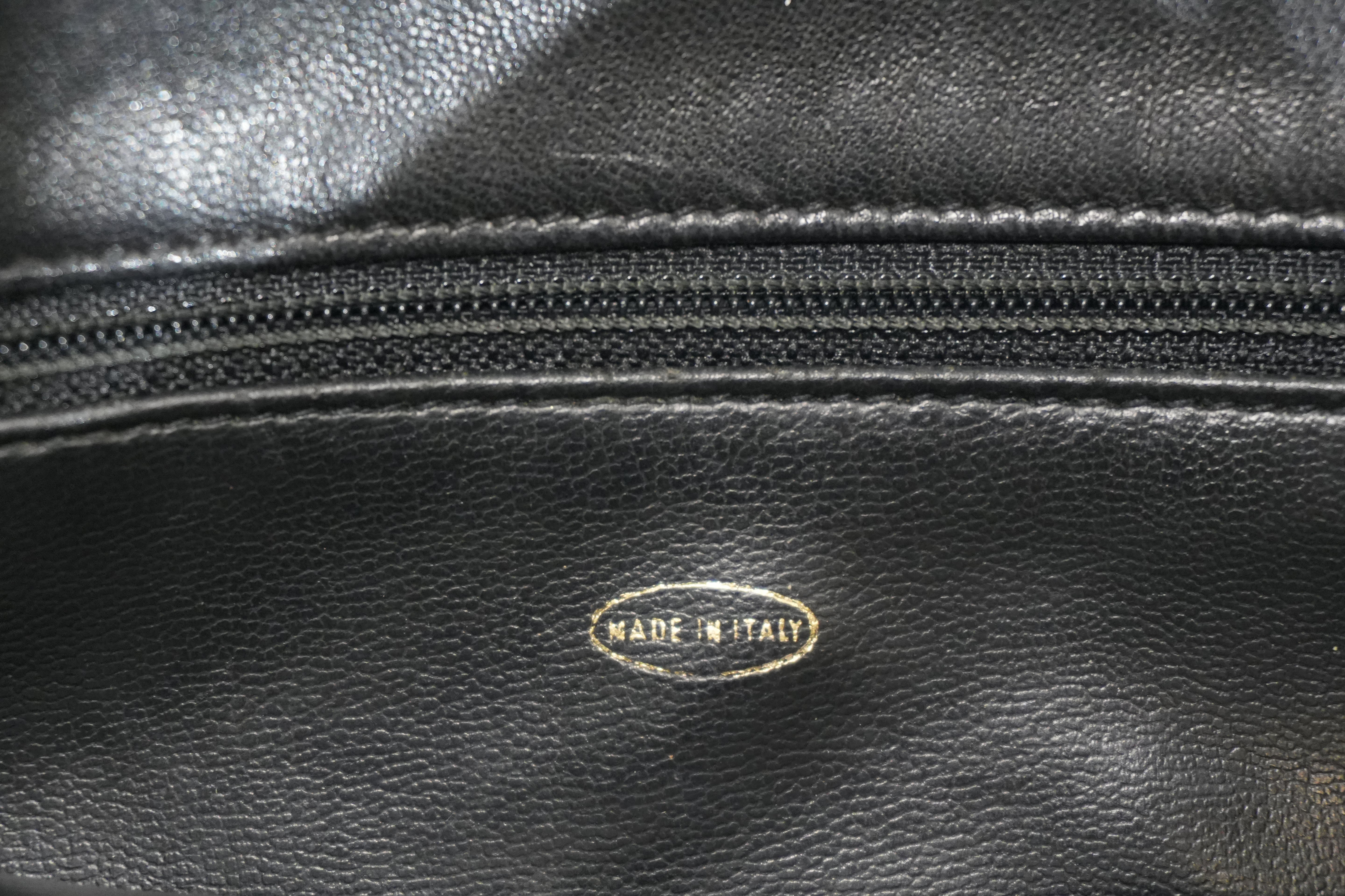 Pre-owned Chanel Lambskin Leather Shoulder Bag Black