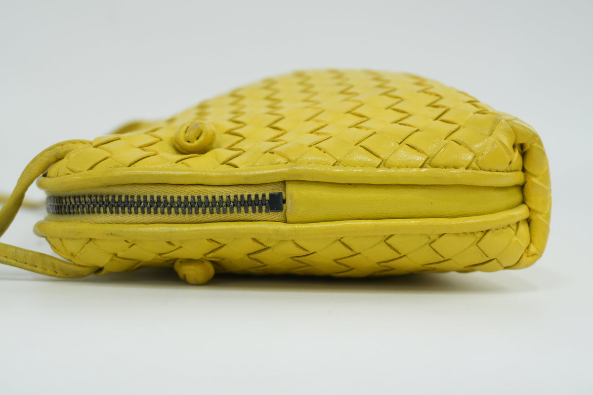 Pre-Owned Bottega Intercciato Crossbody Bag Yellow