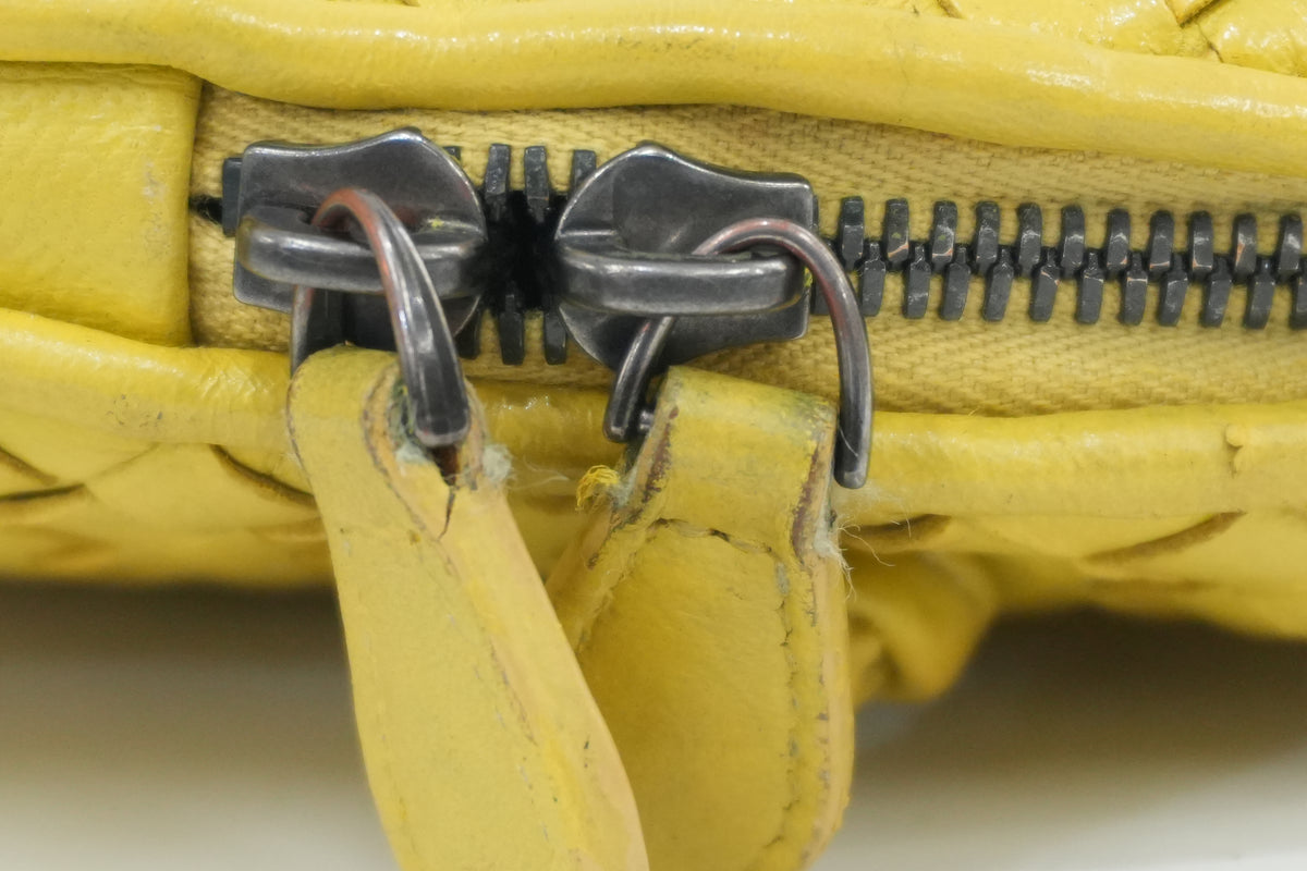 Pre-Owned Bottega Intercciato Crossbody Bag Yellow