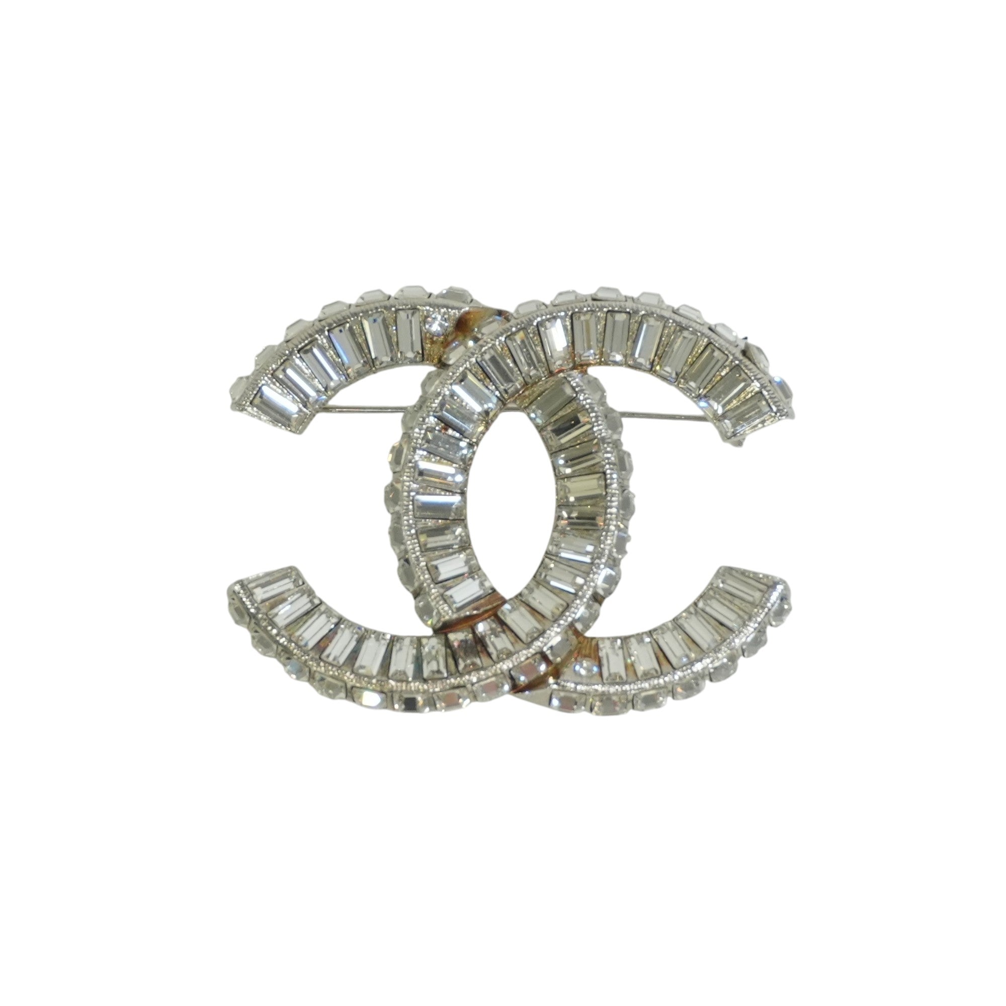 Pre-owned Chanel CC Brooch Silver tone