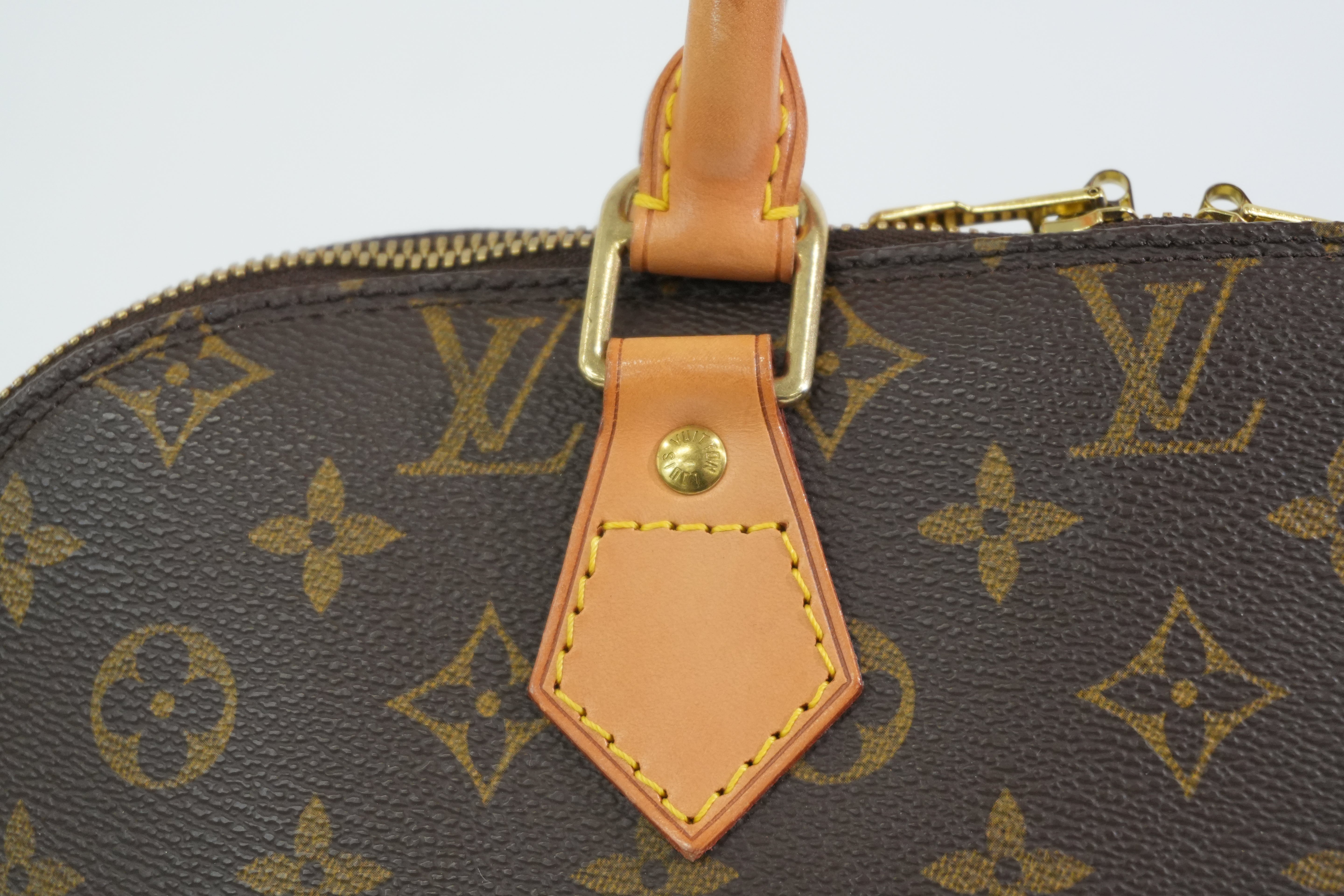 Pre-owned Louis Vuitton Monogram Alma PM Handbag
