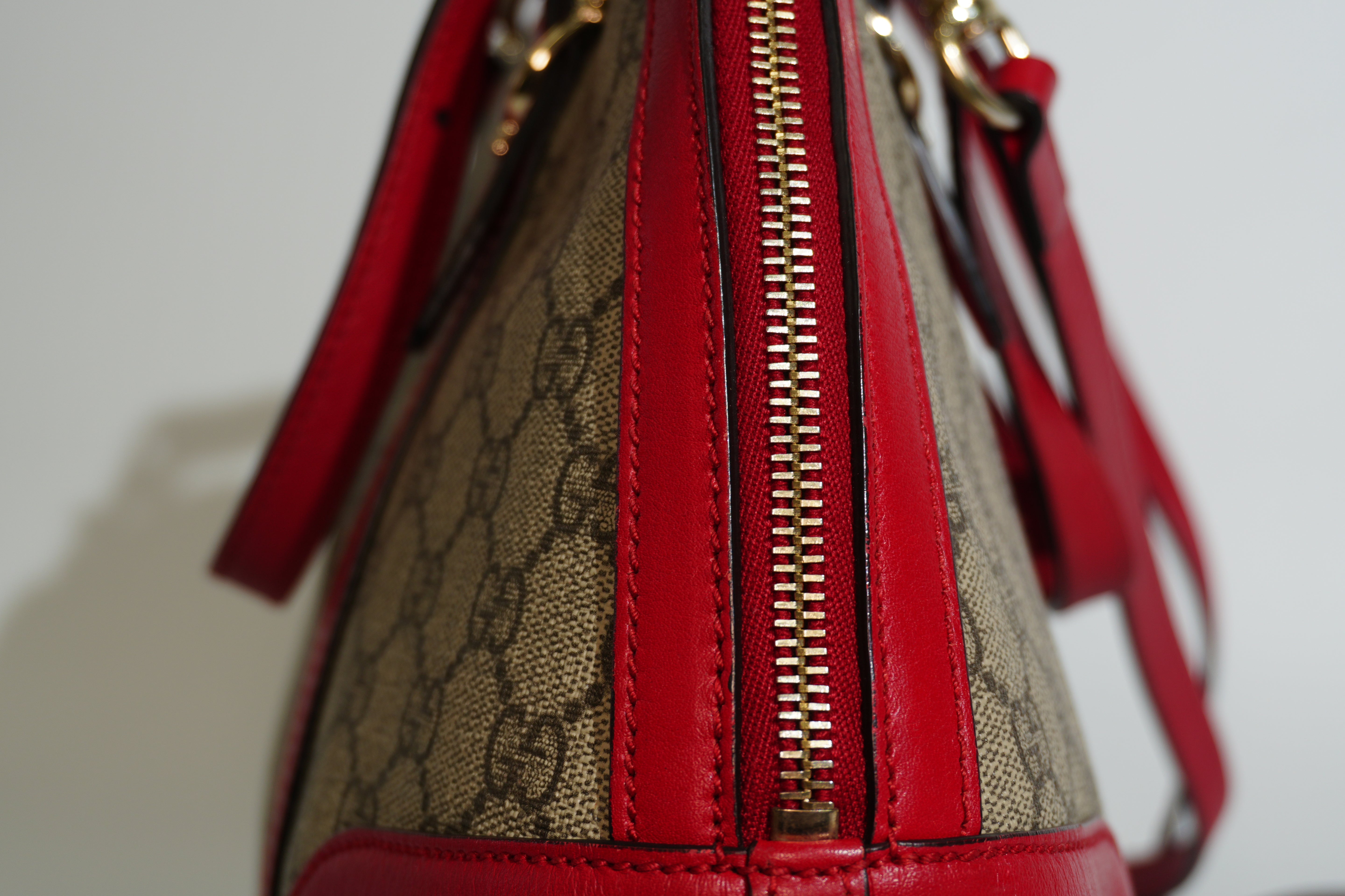 Pre-owned Gucci Two Way Domed Shoulder Bag Red