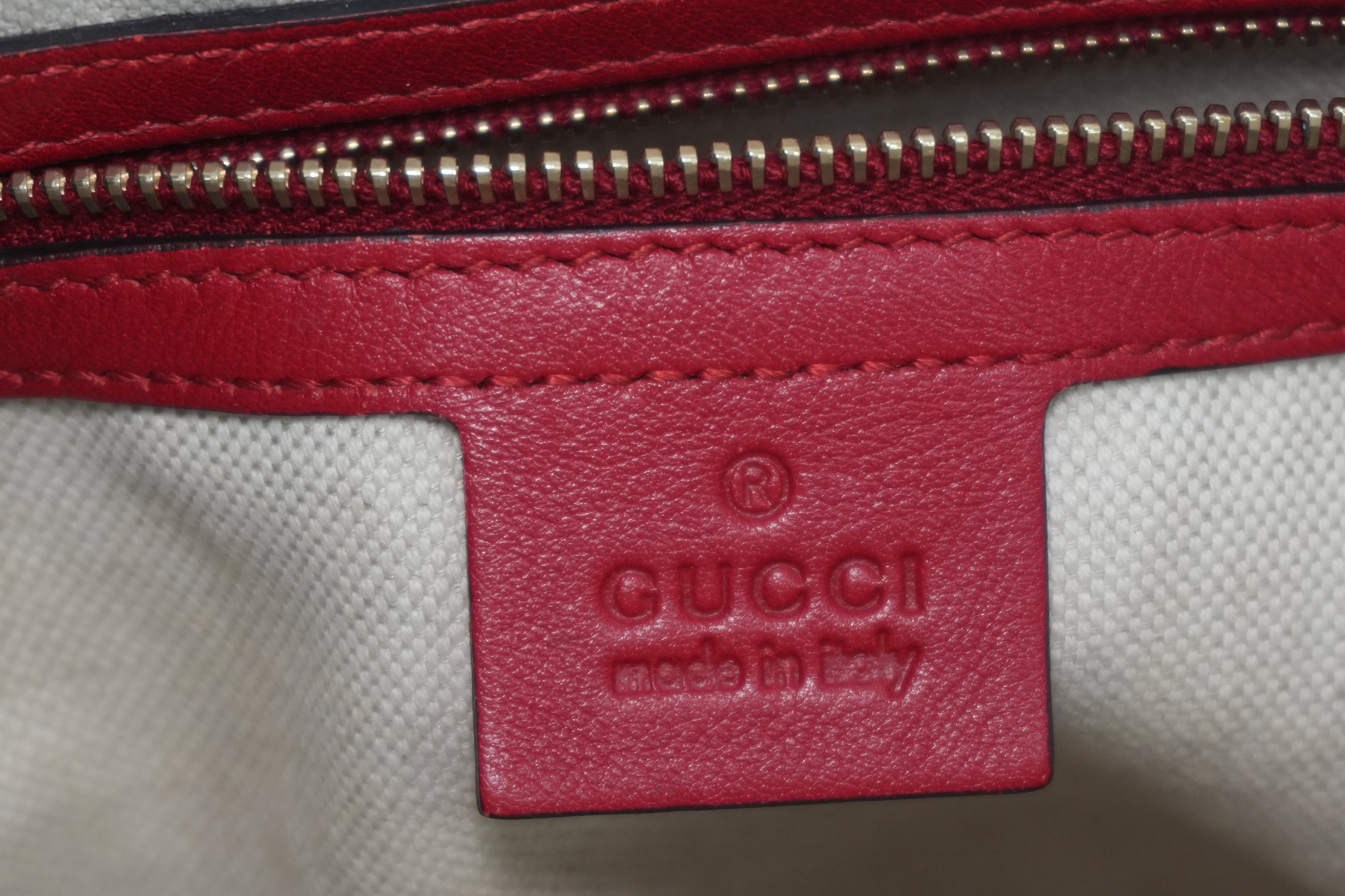 Pre-owned Gucci Two Way Domed Shoulder Bag Red