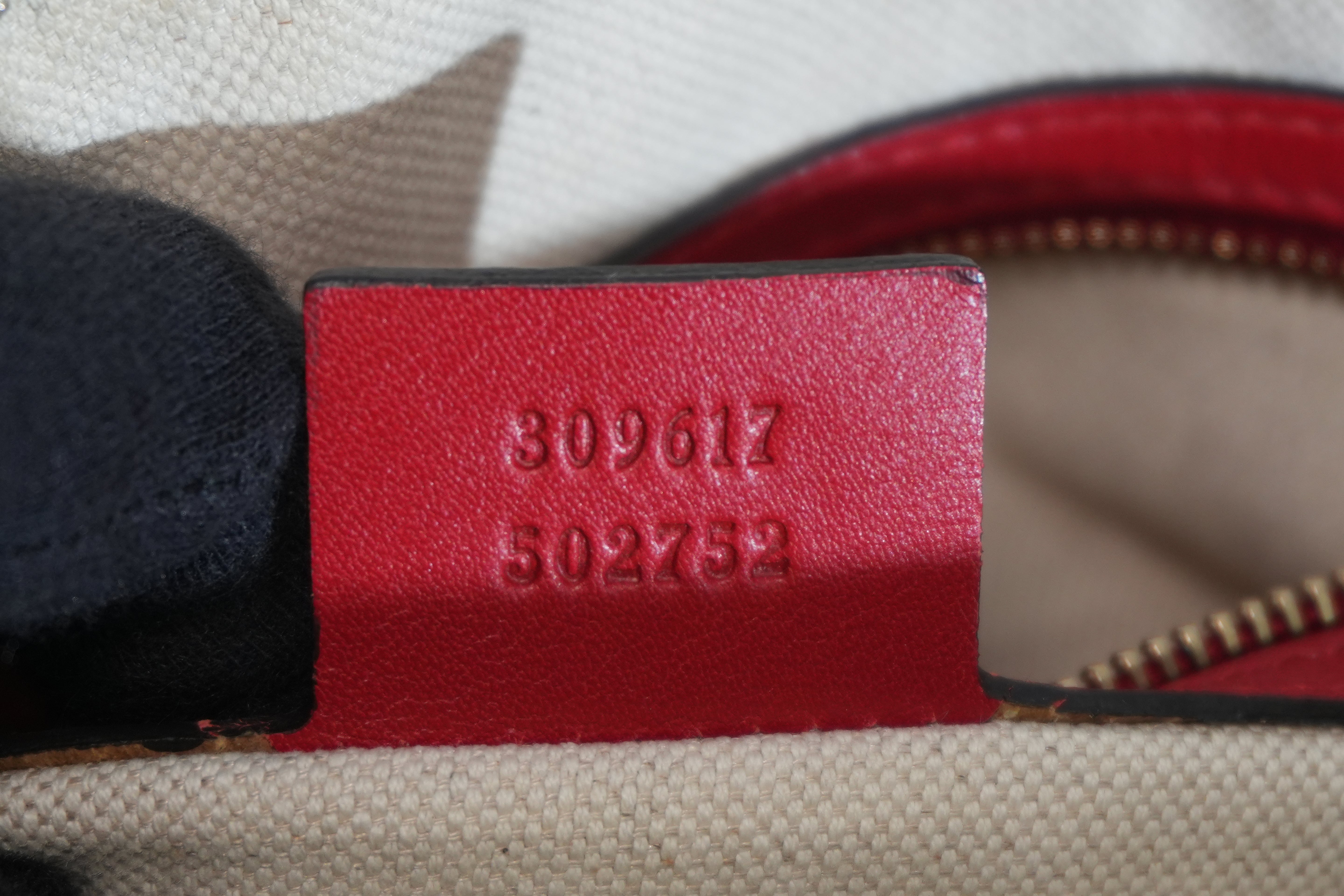 Pre-owned Gucci Two Way Domed Shoulder Bag Red