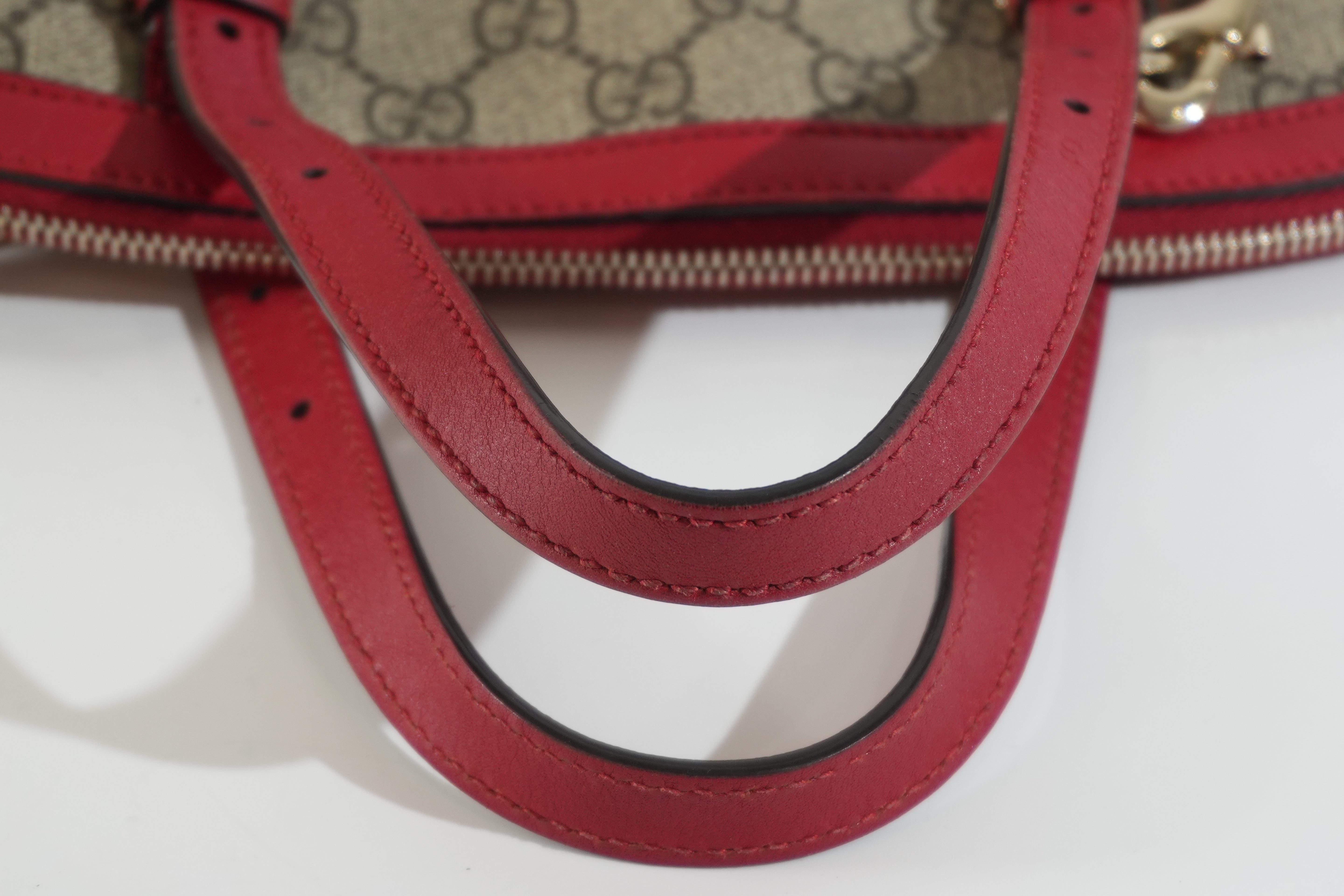 Pre-owned Gucci Two Way Domed Shoulder Bag Red