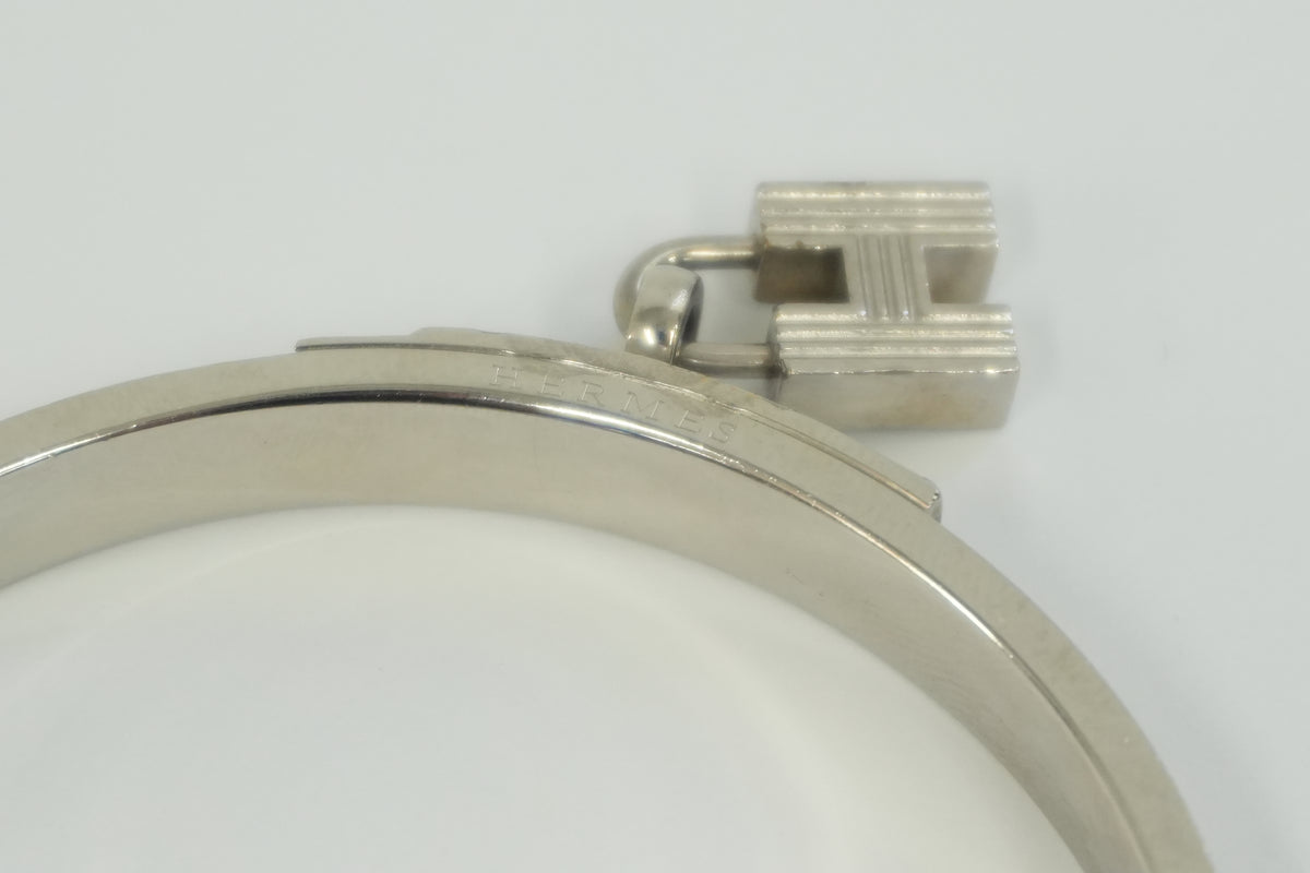Pre-Owned Hermes Kelly Bangle Cream and Silver