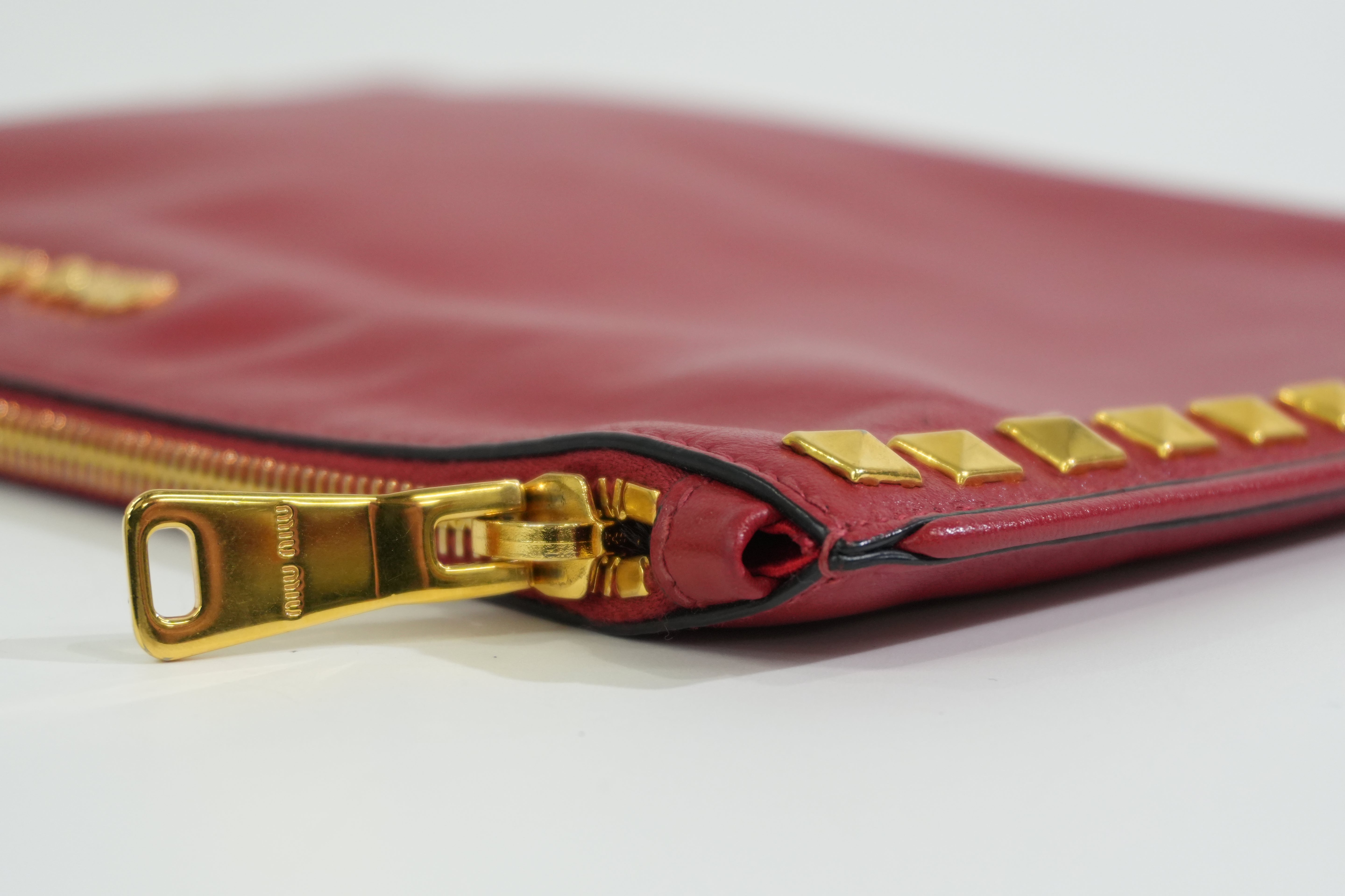 Pre-owned Miumiu Calfskin Leather Studded Clutch Bag Red