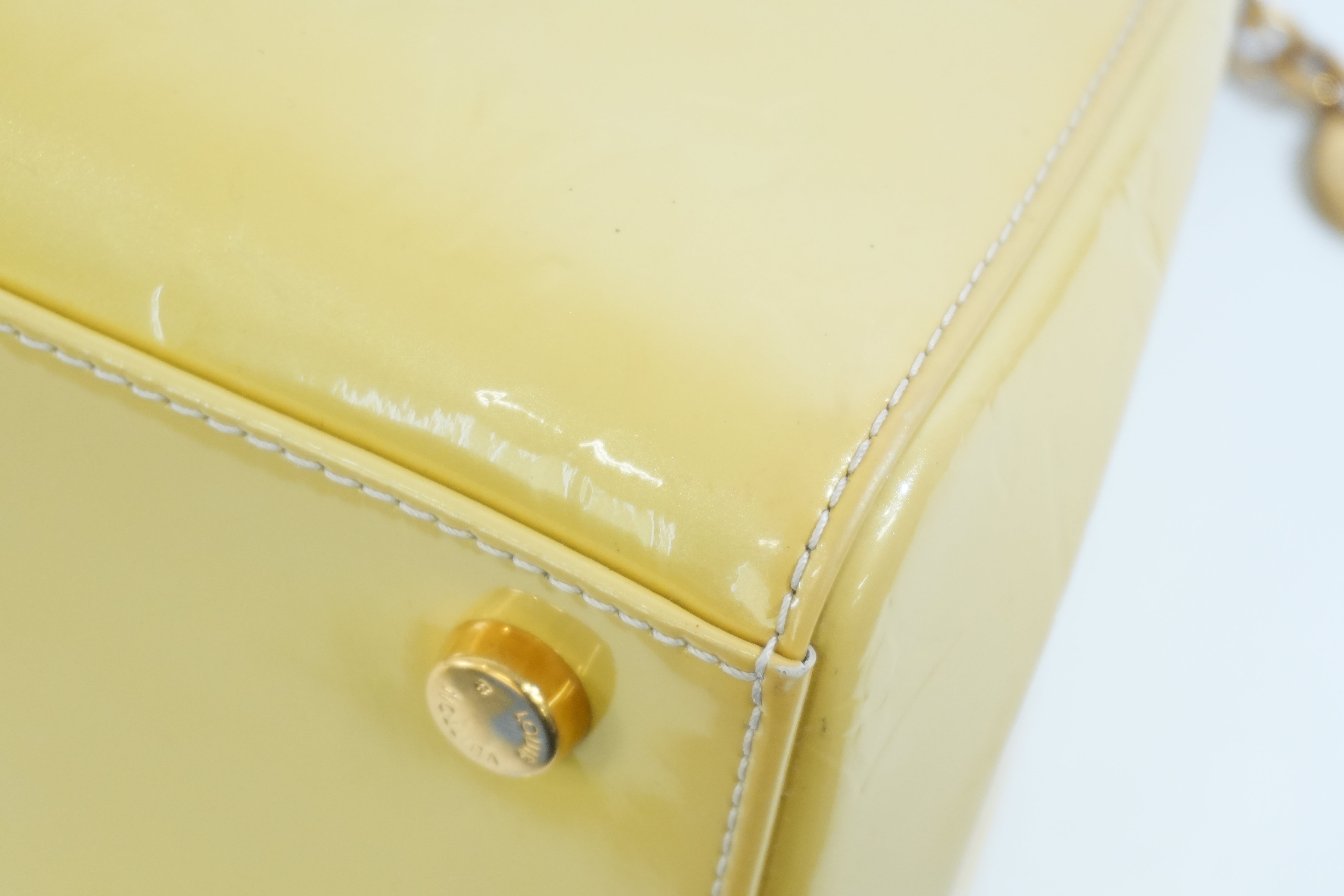 Pre-owned Louis Vuitton Vernis Handbag Yellow