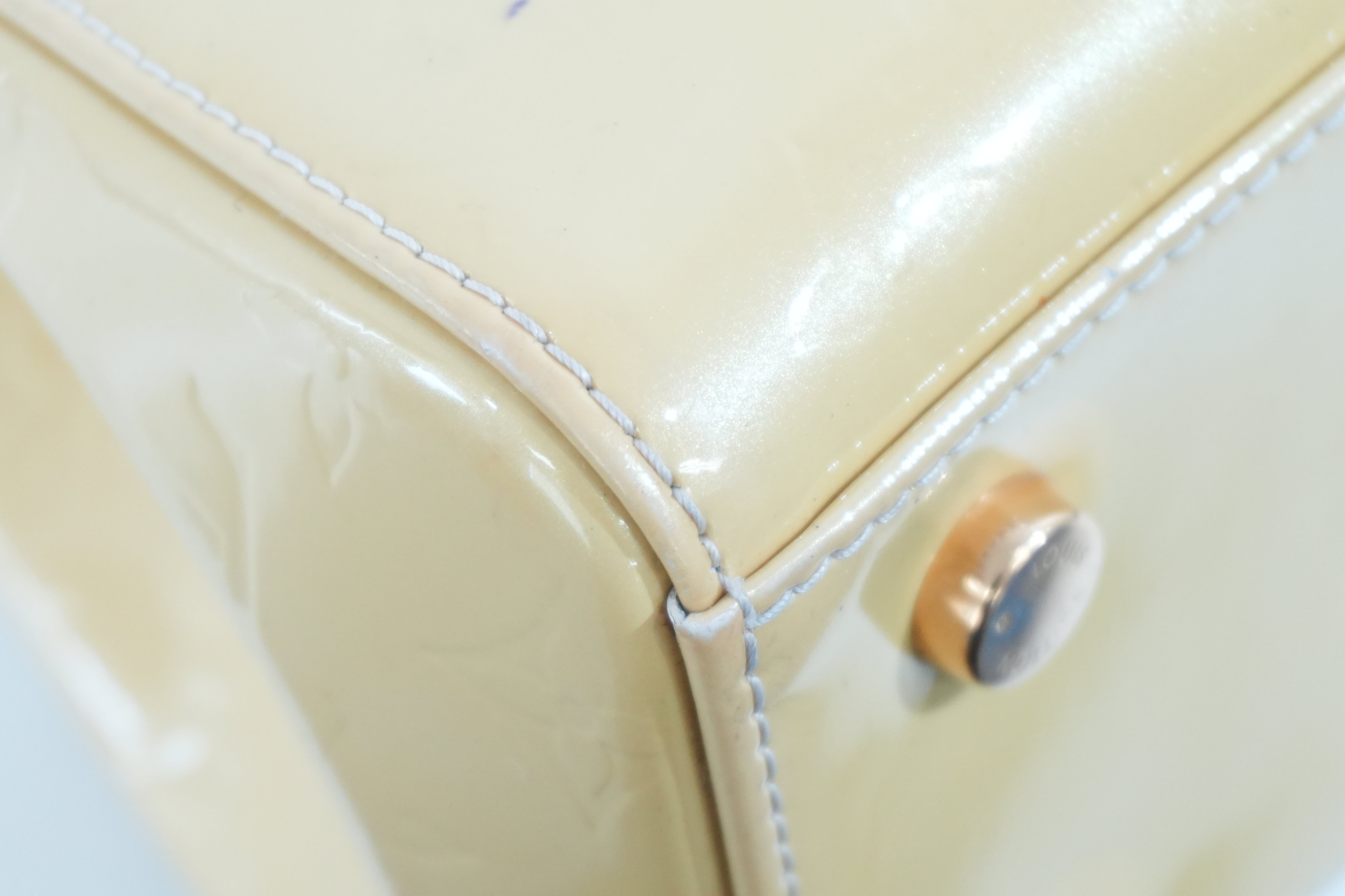 Pre-owned Louis Vuitton Vernis Handbag Yellow