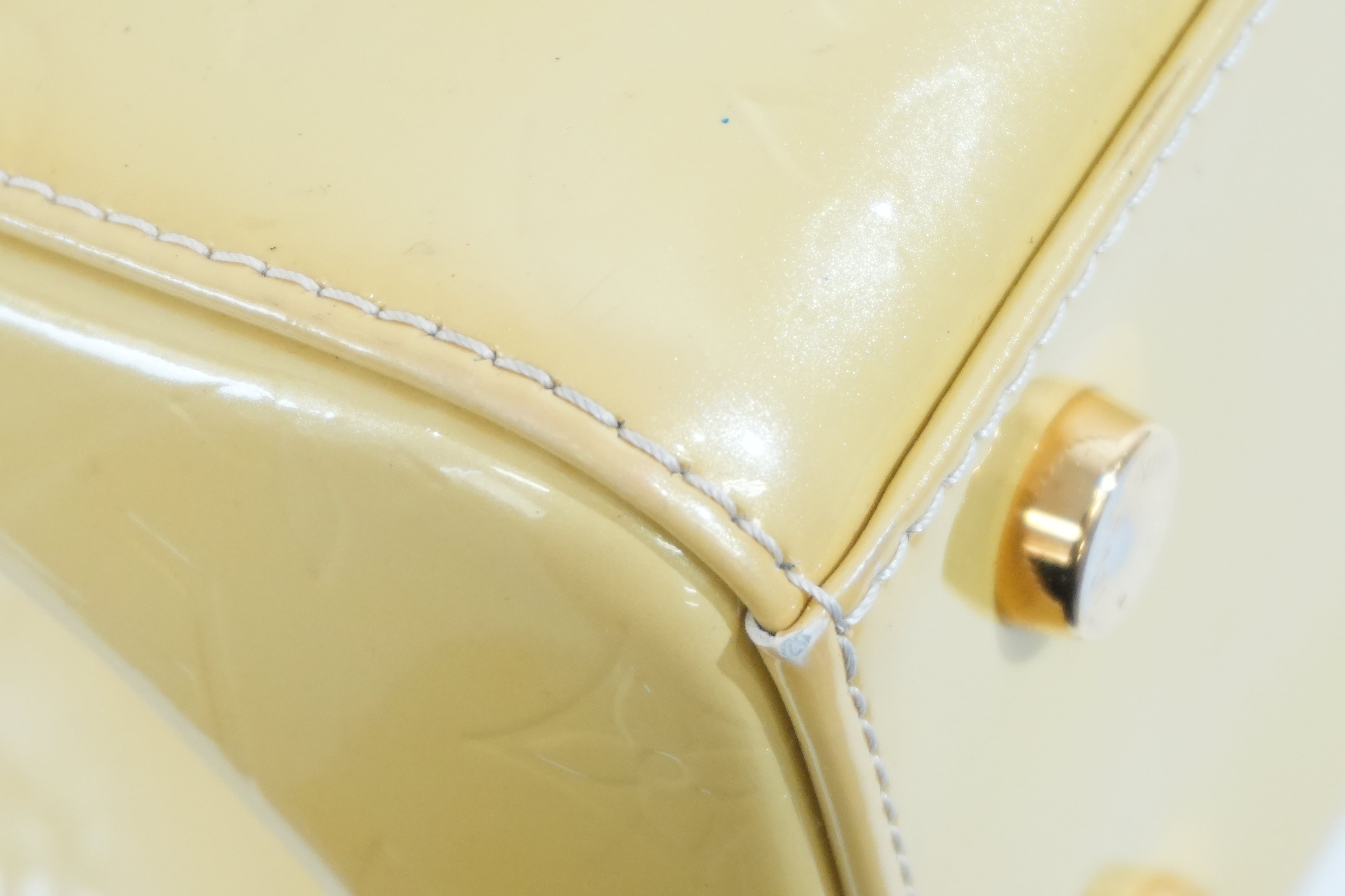 Pre-owned Louis Vuitton Vernis Handbag Yellow