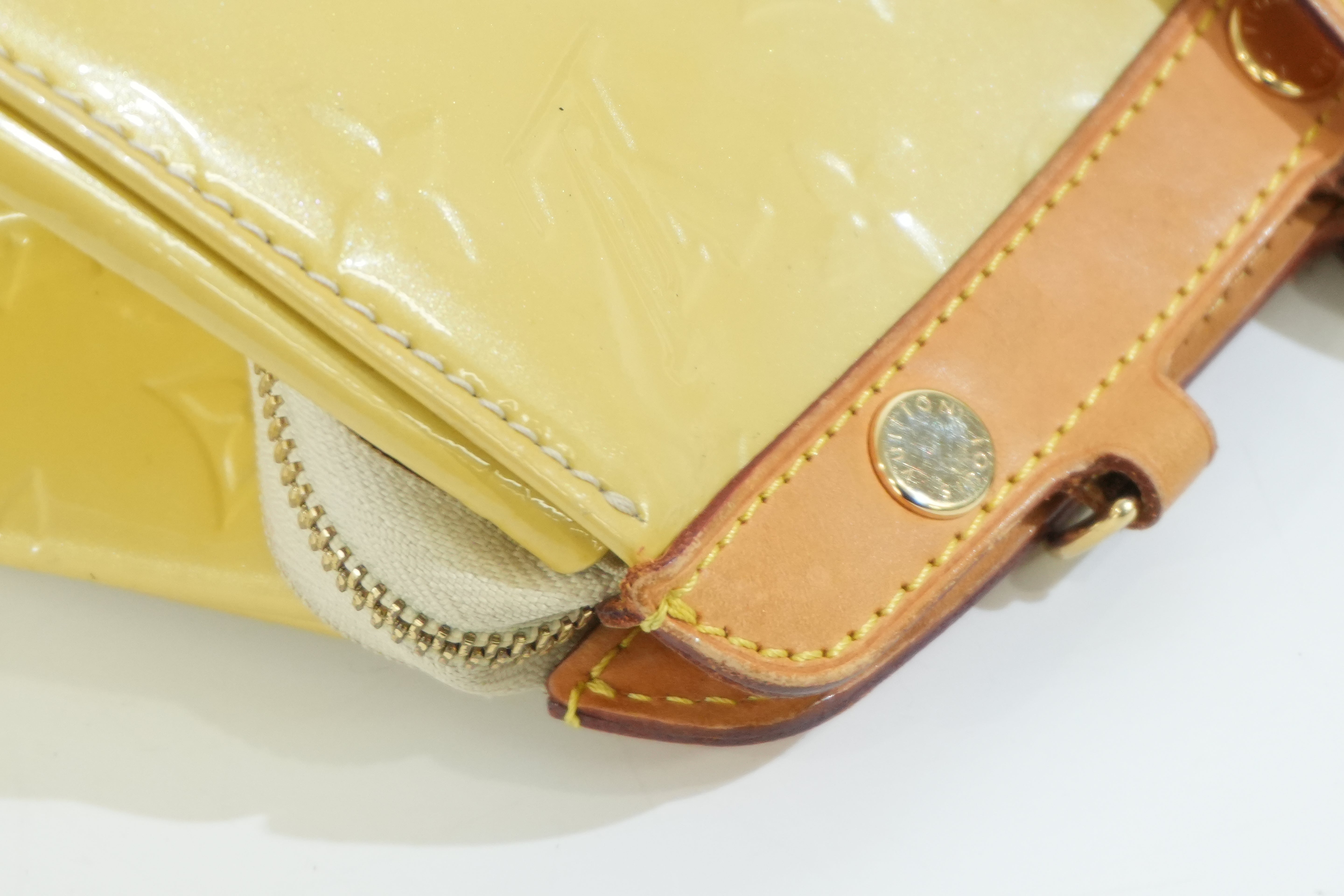 Pre-owned Louis Vuitton Vernis Handbag Yellow