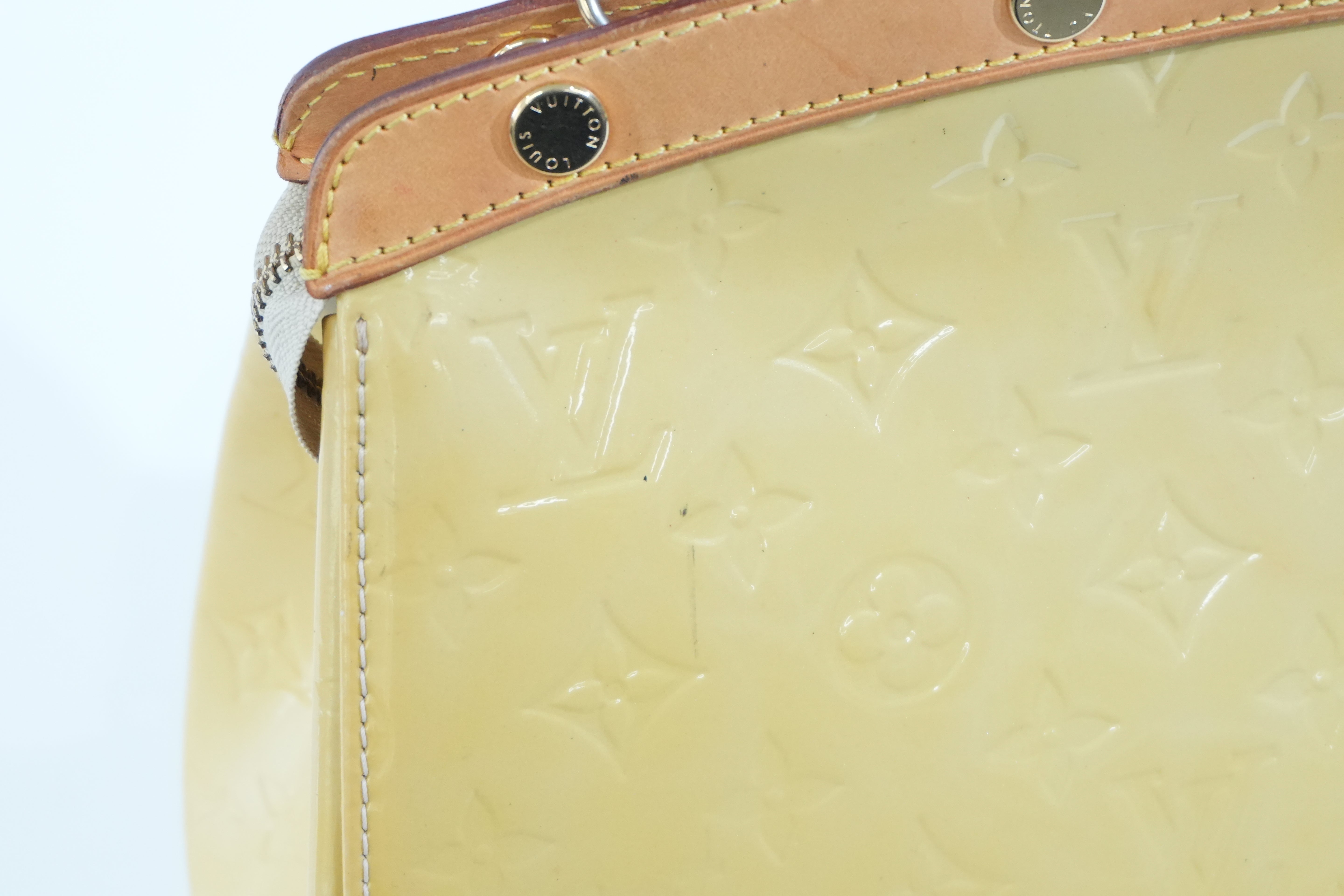 Pre-owned Louis Vuitton Vernis Handbag Yellow