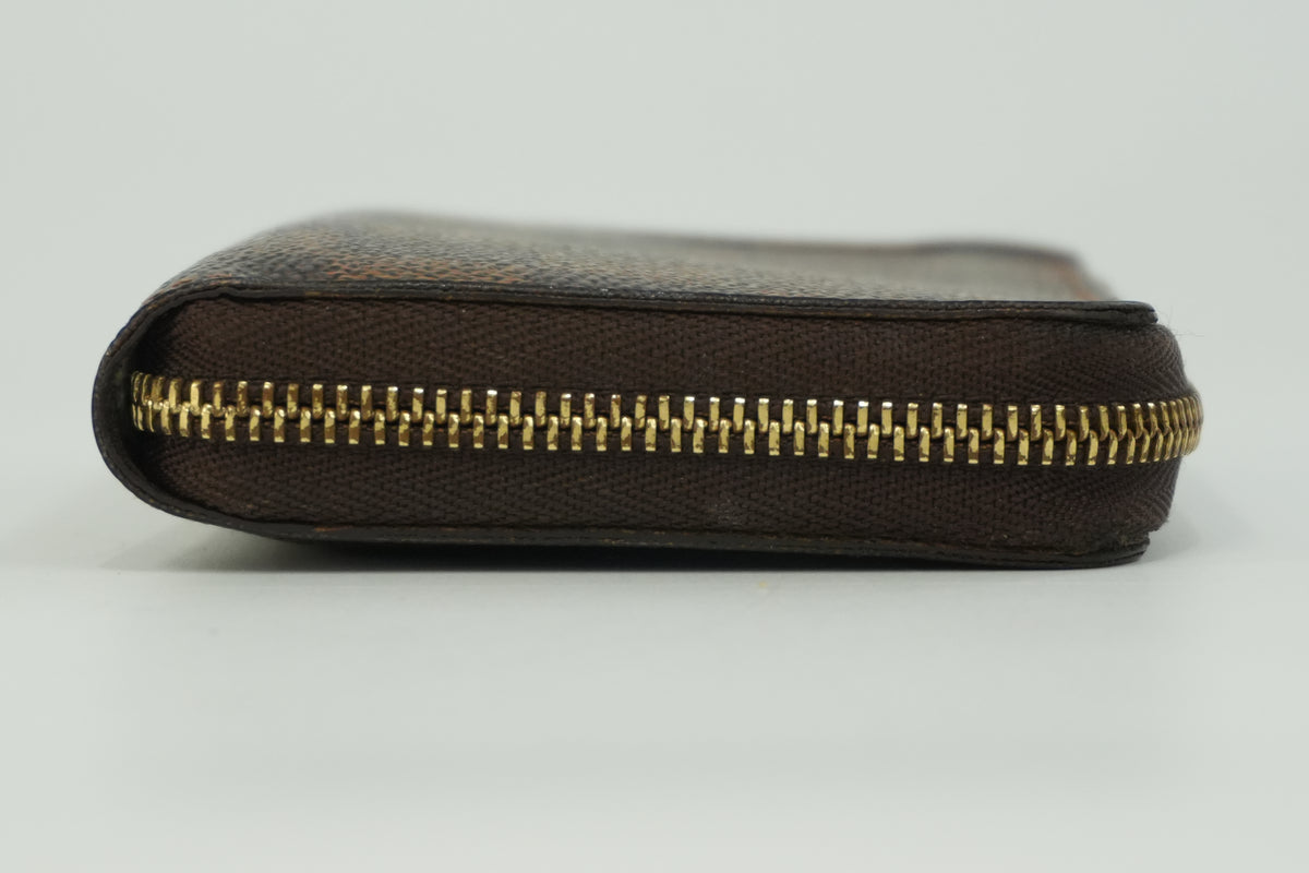 Pre-Owned Louis Vuitton Damier Ebene Card Case