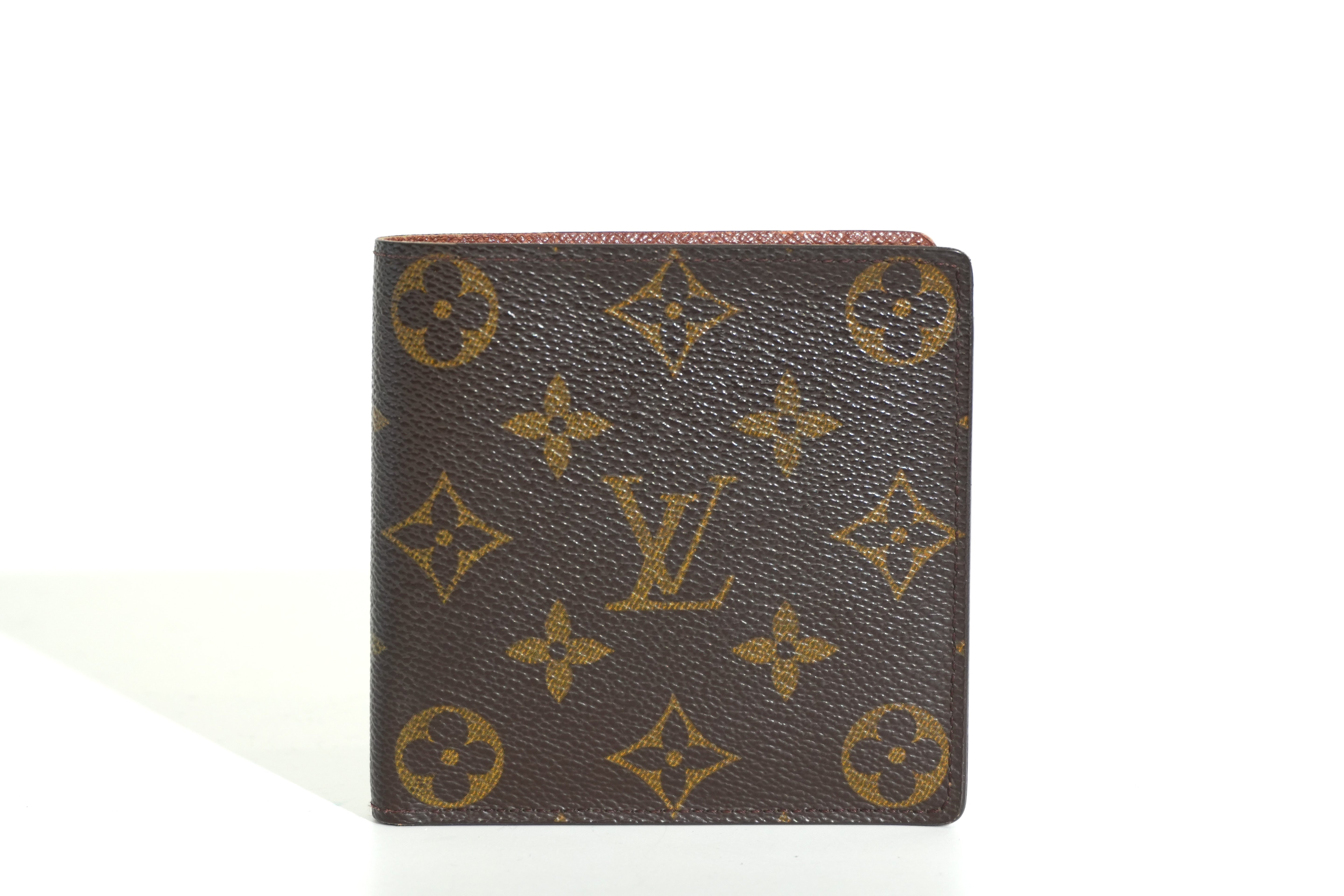Pre-owned Louis Vuitton Monogram Bifold Wallet