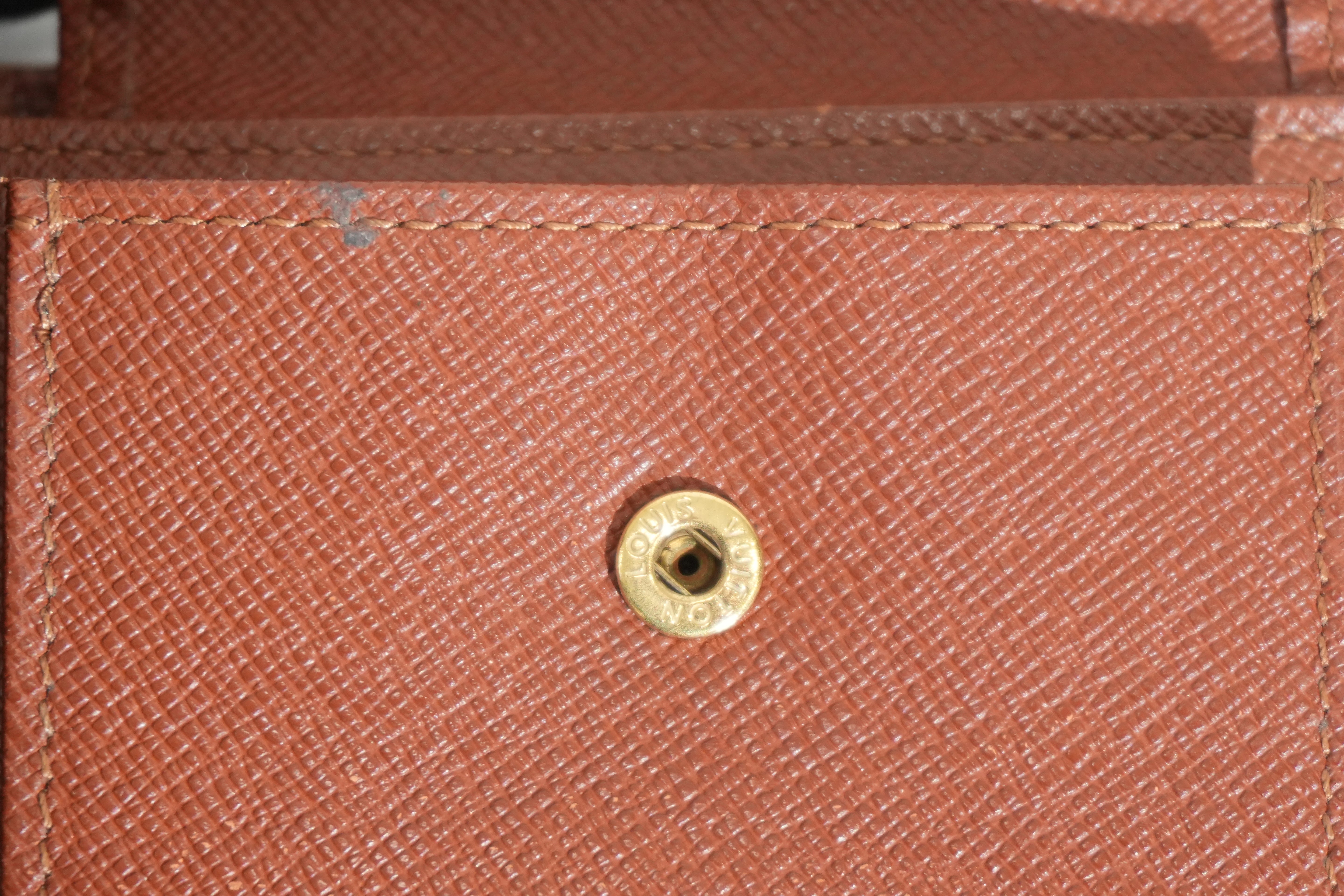 Pre-owned Louis Vuitton Monogram Bifold Wallet