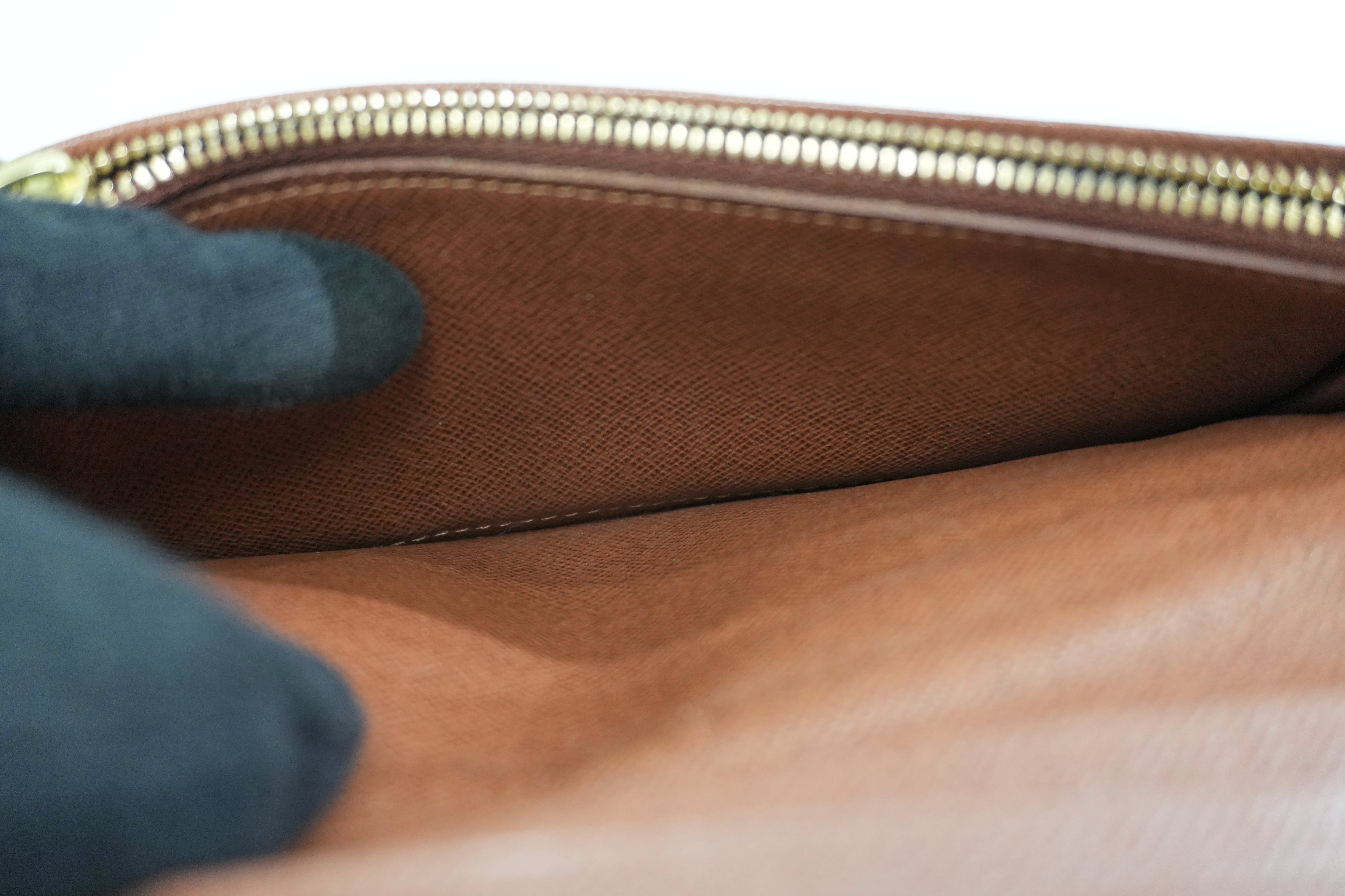 Pre-owned Louis Vuitton Monogram Long Wallet