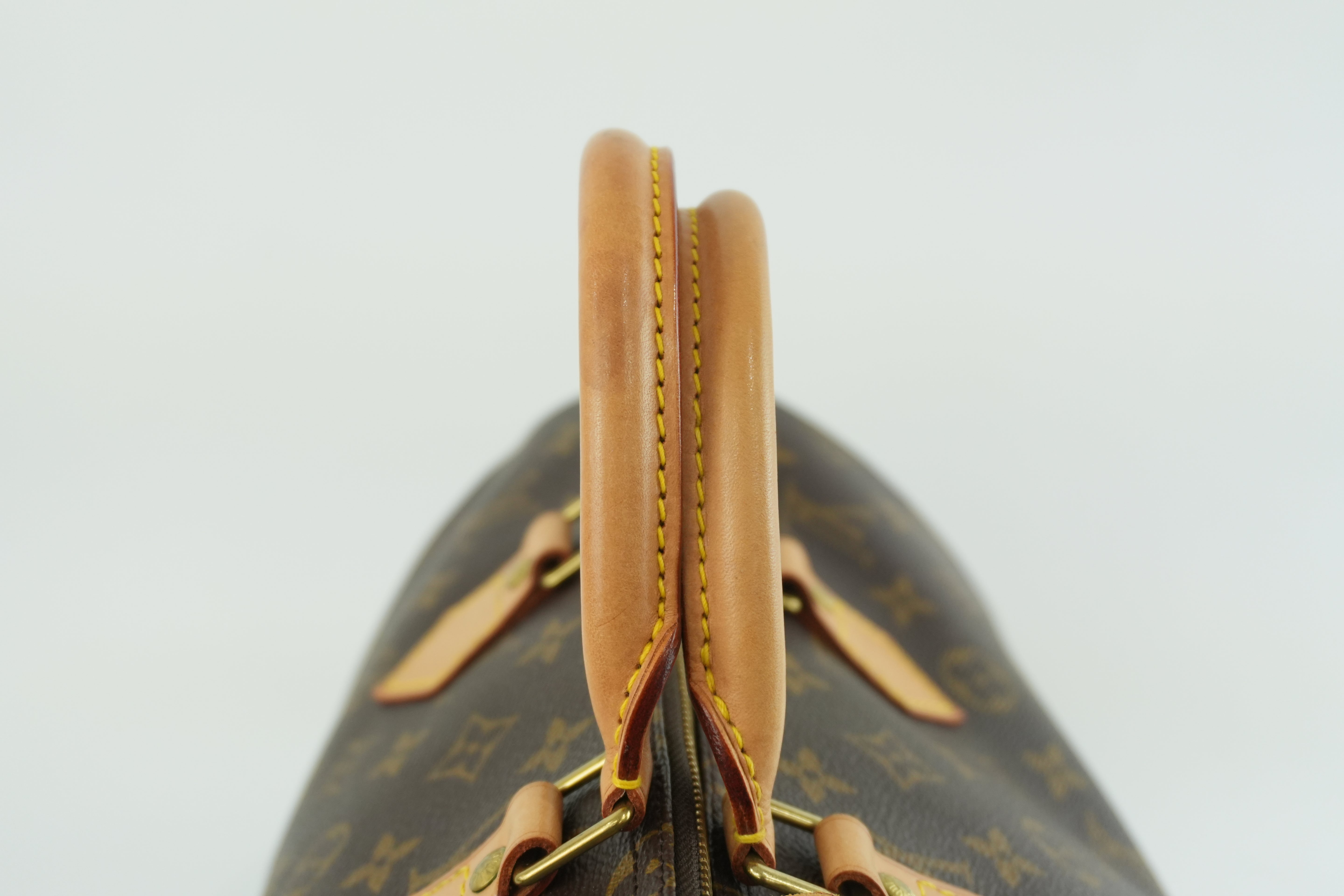 Pre-owned Louis Vuitton Monogram Speedy 35 Handbag