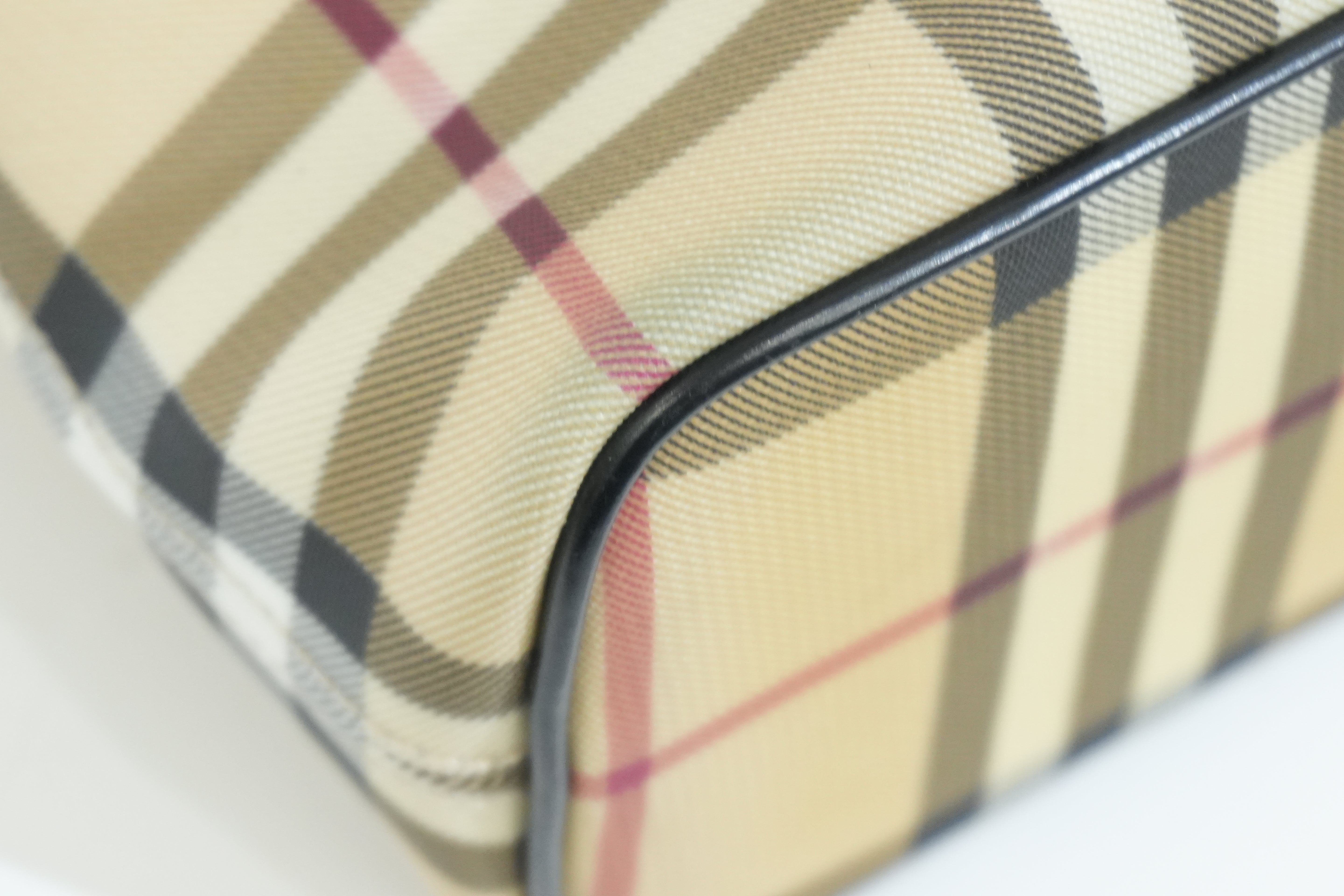 Pre-owned Burberry Nova Check Handbag Beige