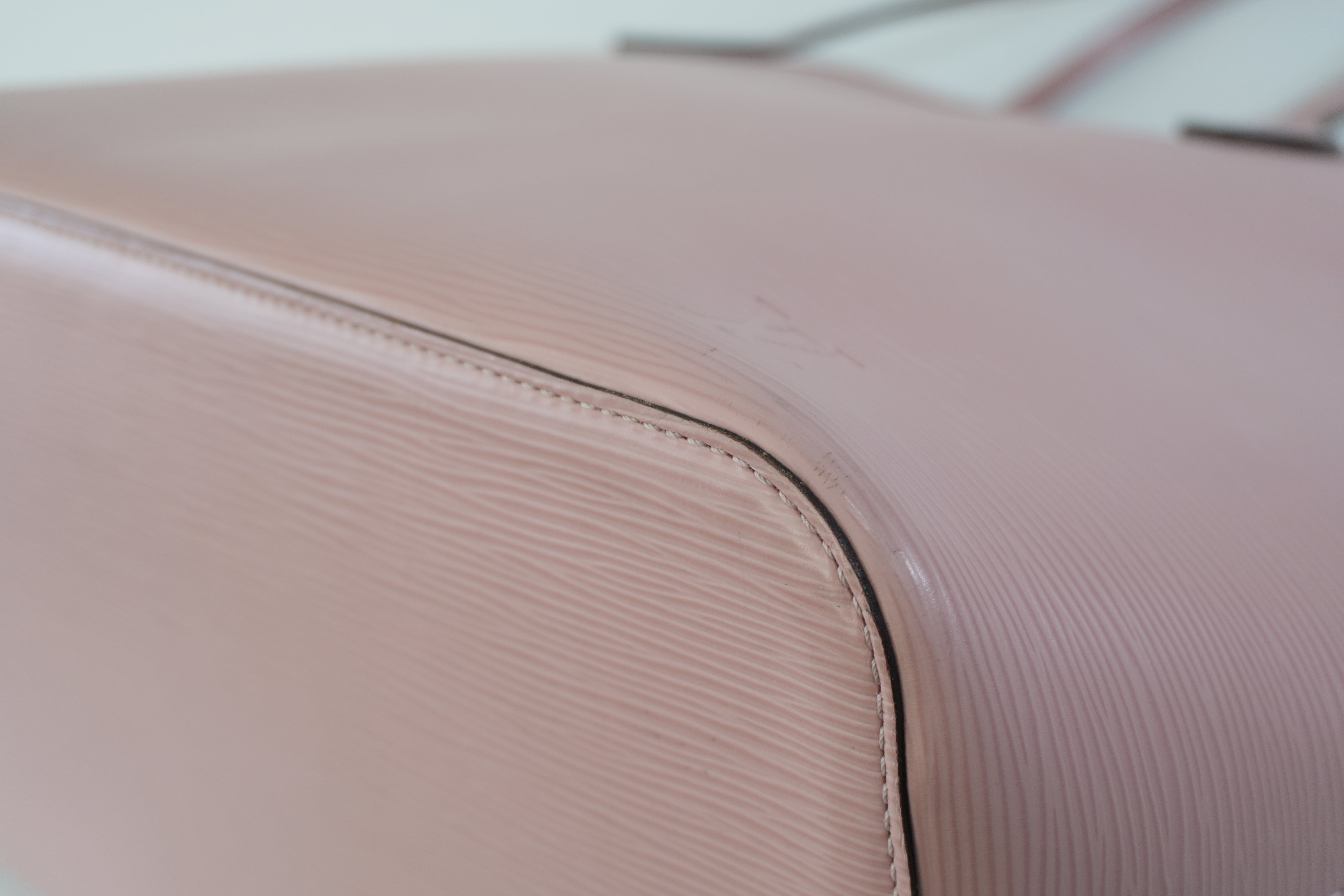 Pre-owned Louis Vuitton Epi Leather Neverfull MM Tote Bag Pink