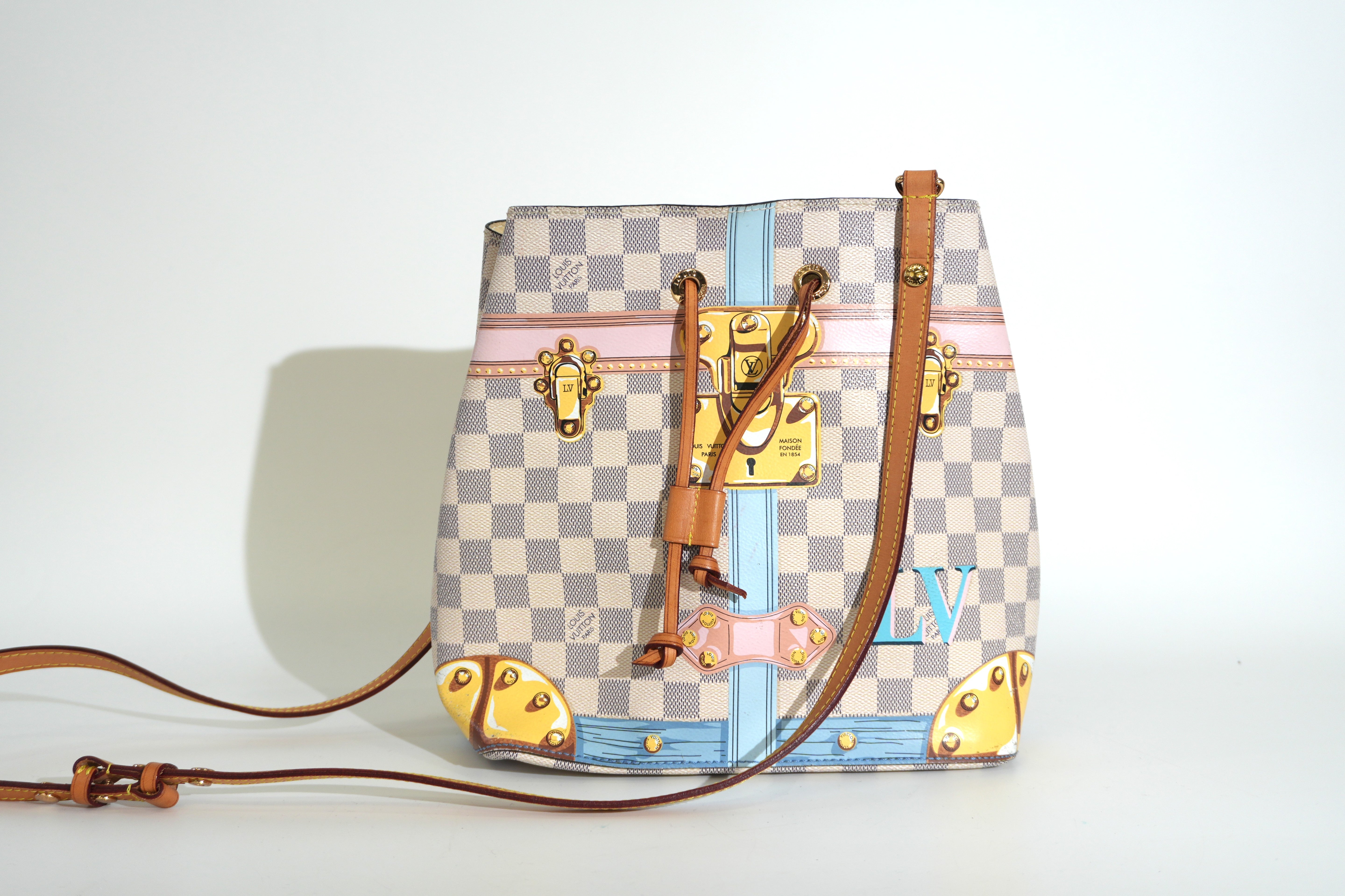 Pre-owned Louis Vuitton Damier Azur Summer Trunk Collection Neo Noe Shoulder Bag